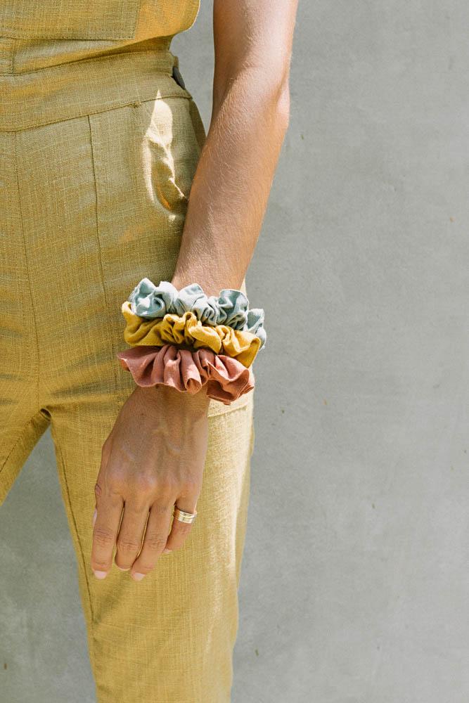 SCRUNCHIES BALI--Wildthings_collectables-Scrunchie Yellow---abc