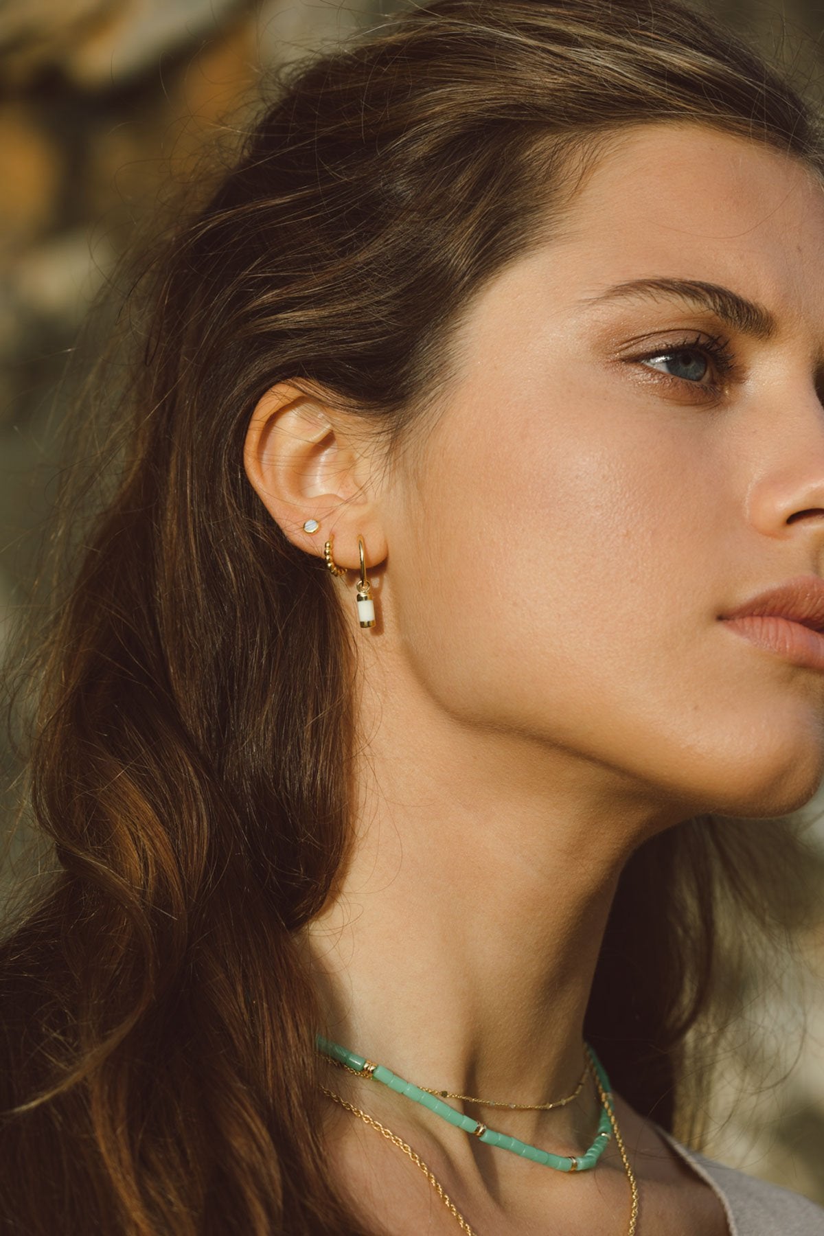 Moon color stud gold plated-abc