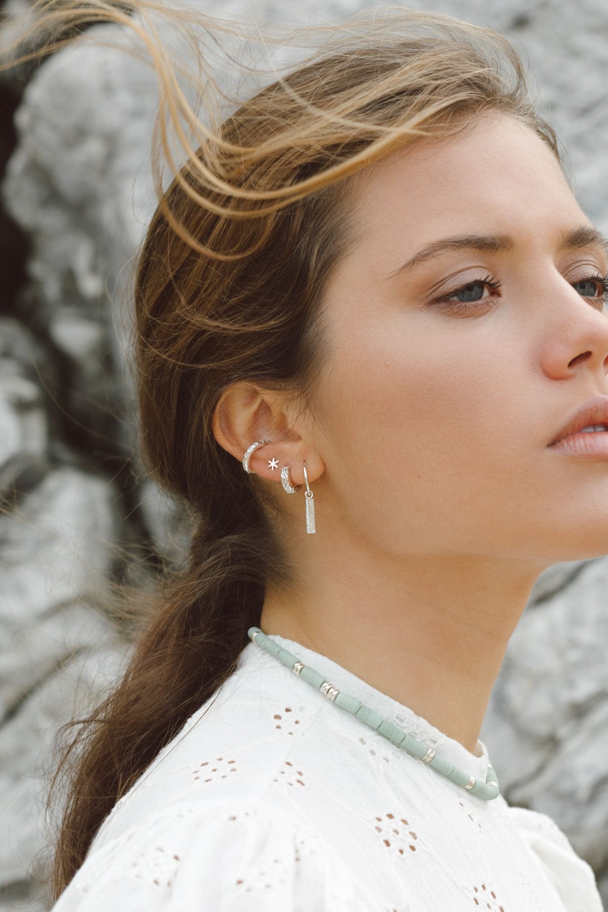 Flake stud silver-abc