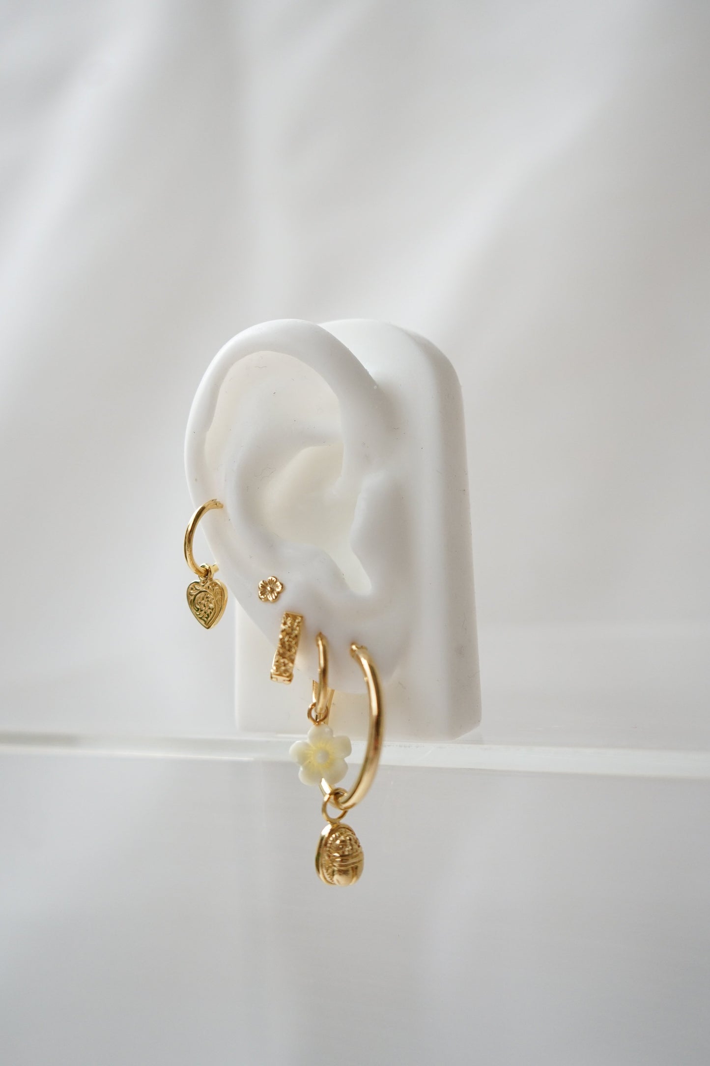 Sauvage stud gold plated-Earring-wildthings_collectables-Gold plated---abc