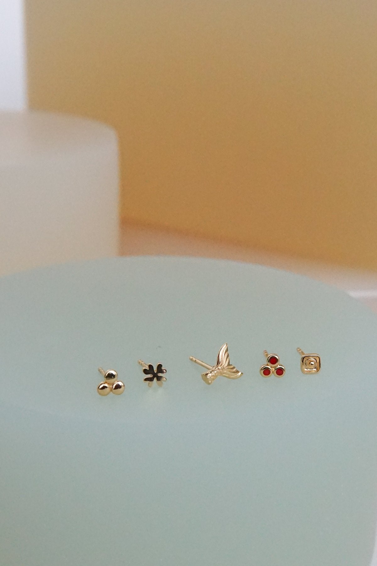 Multi berry stud gold plated-abc