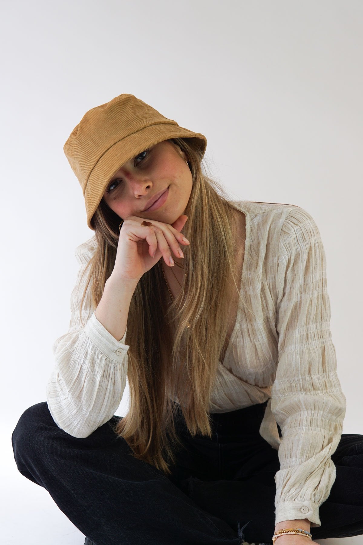 Caramel bucket hat-abc