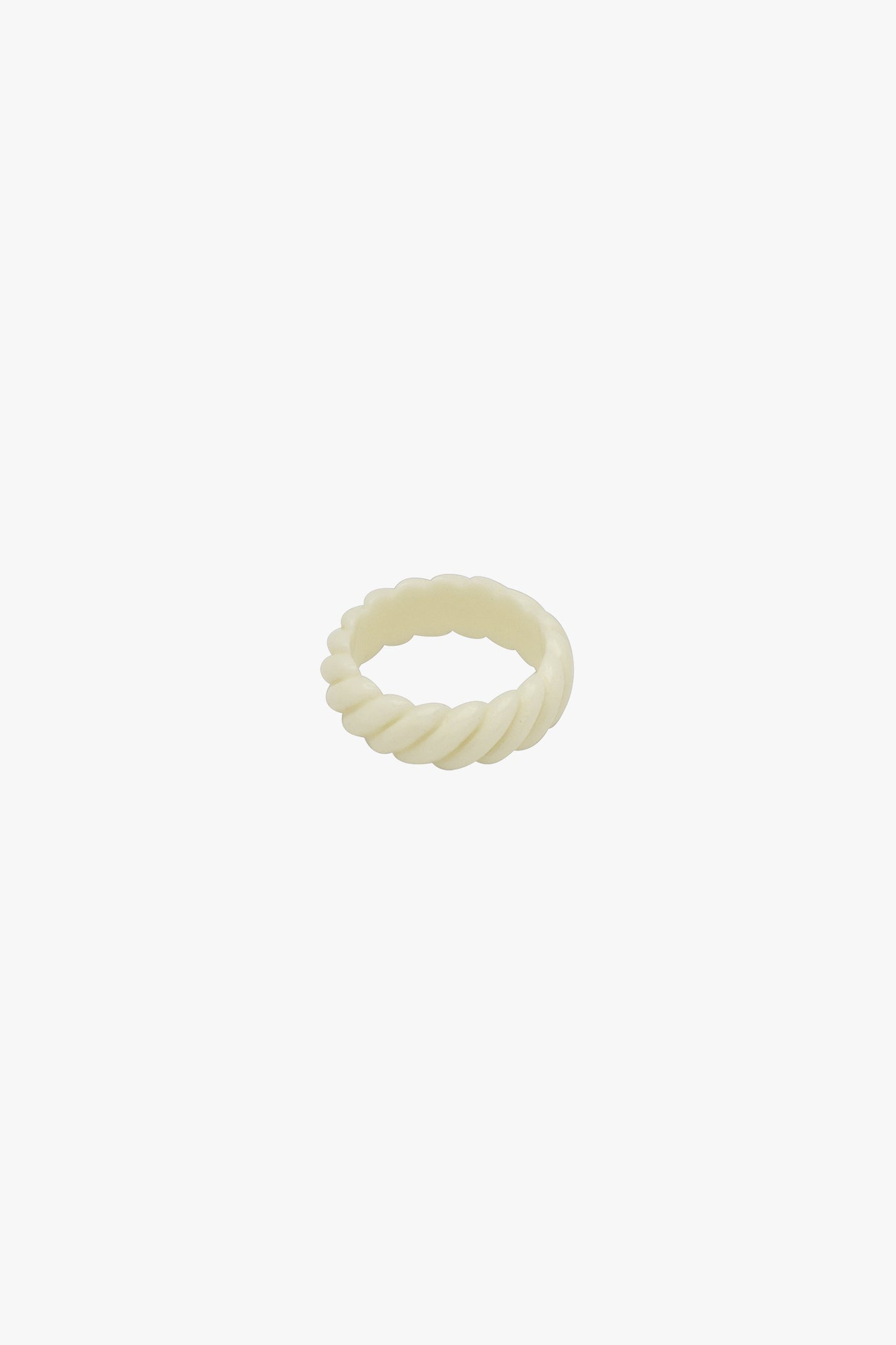 Mix it up ring ivory color-abc