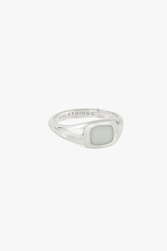 Chunky white signet ring silver-abc