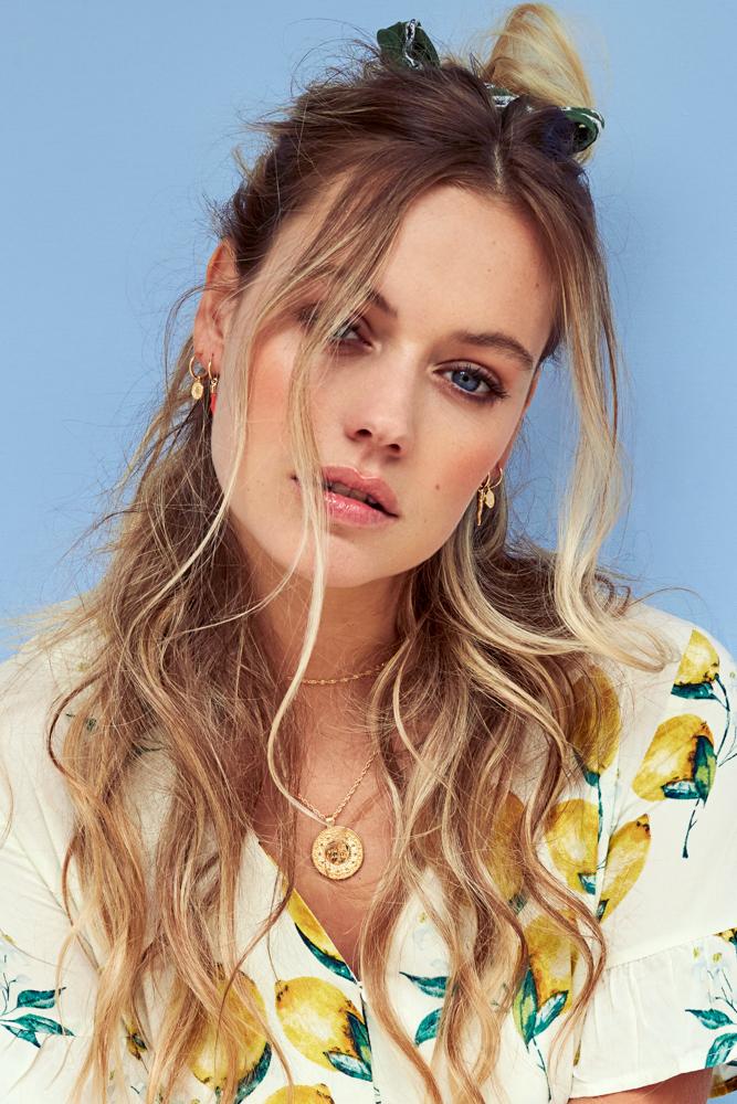 Coin earring gold plated-abc