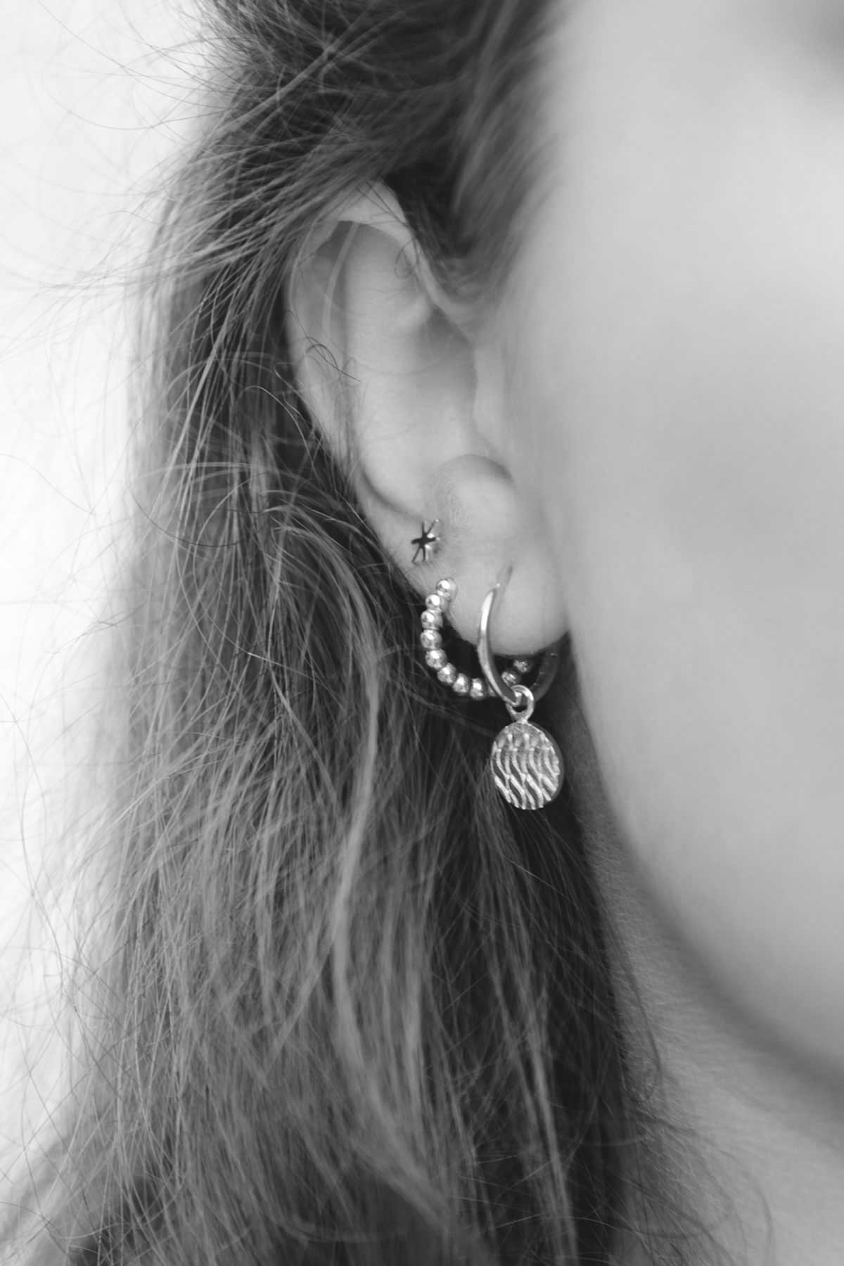 Small dots hoop silver (13mm)-Hoop-wildthings_collectables-Single piece-Silver--abc