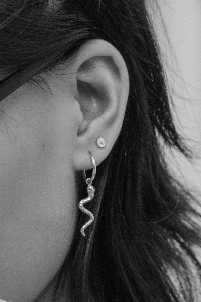 Snake earring silver-Earring-Wildthings_collectables-Silver---abc