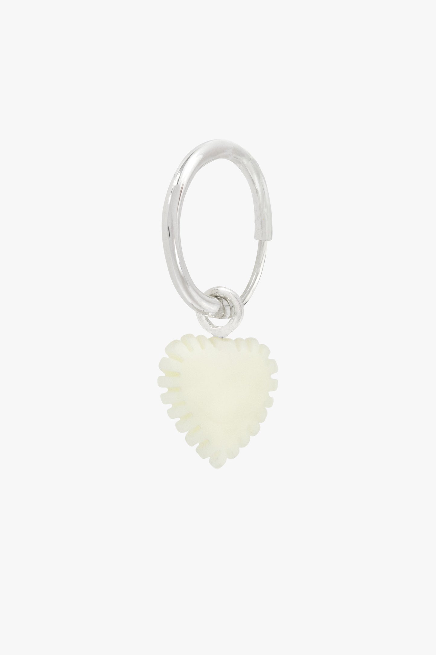 Ivory color heart earring silver-abc