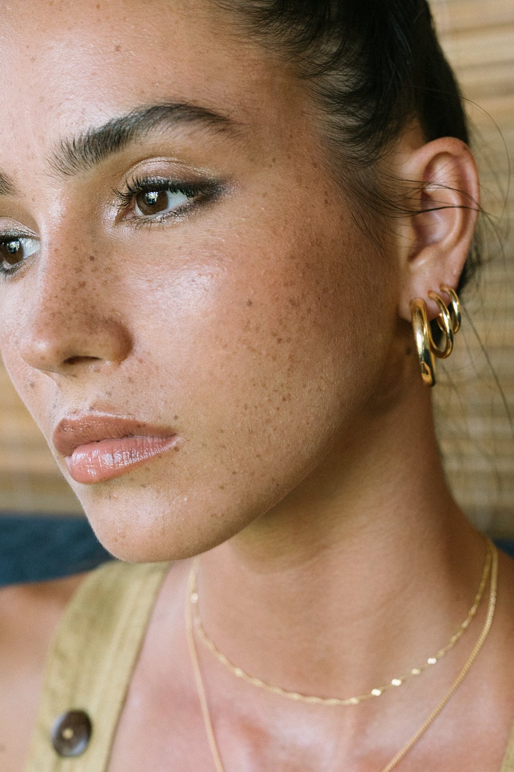 Medium hoop earring gold plated (22mm)-abc