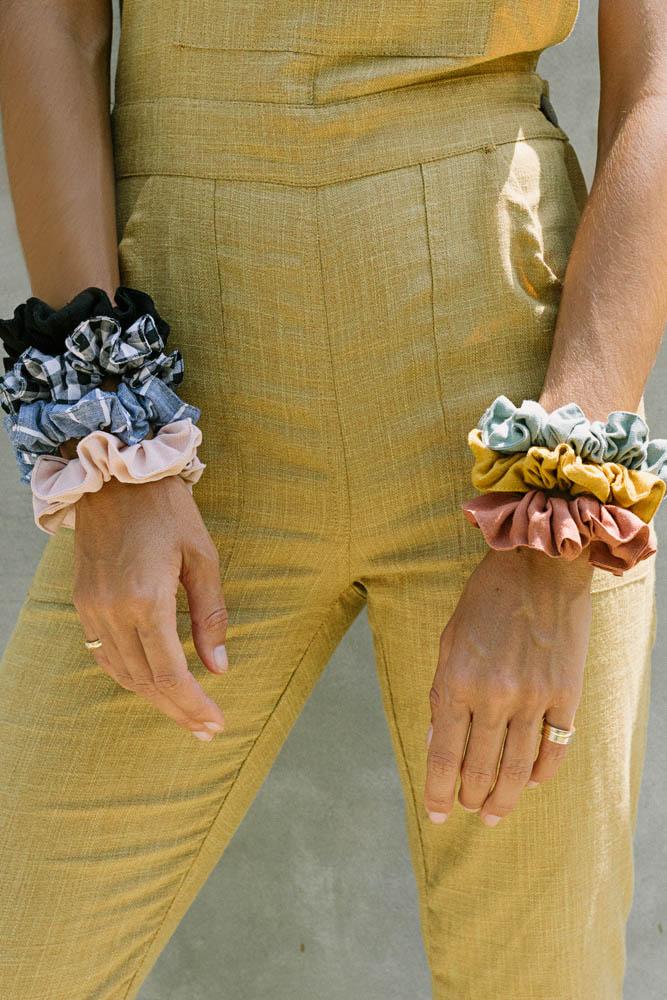 SCRUNCHIES BALI--Wildthings_collectables-Scrunchie Yellow---abc