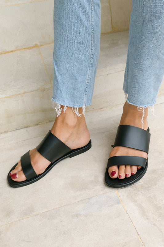 Black slippers double-abc