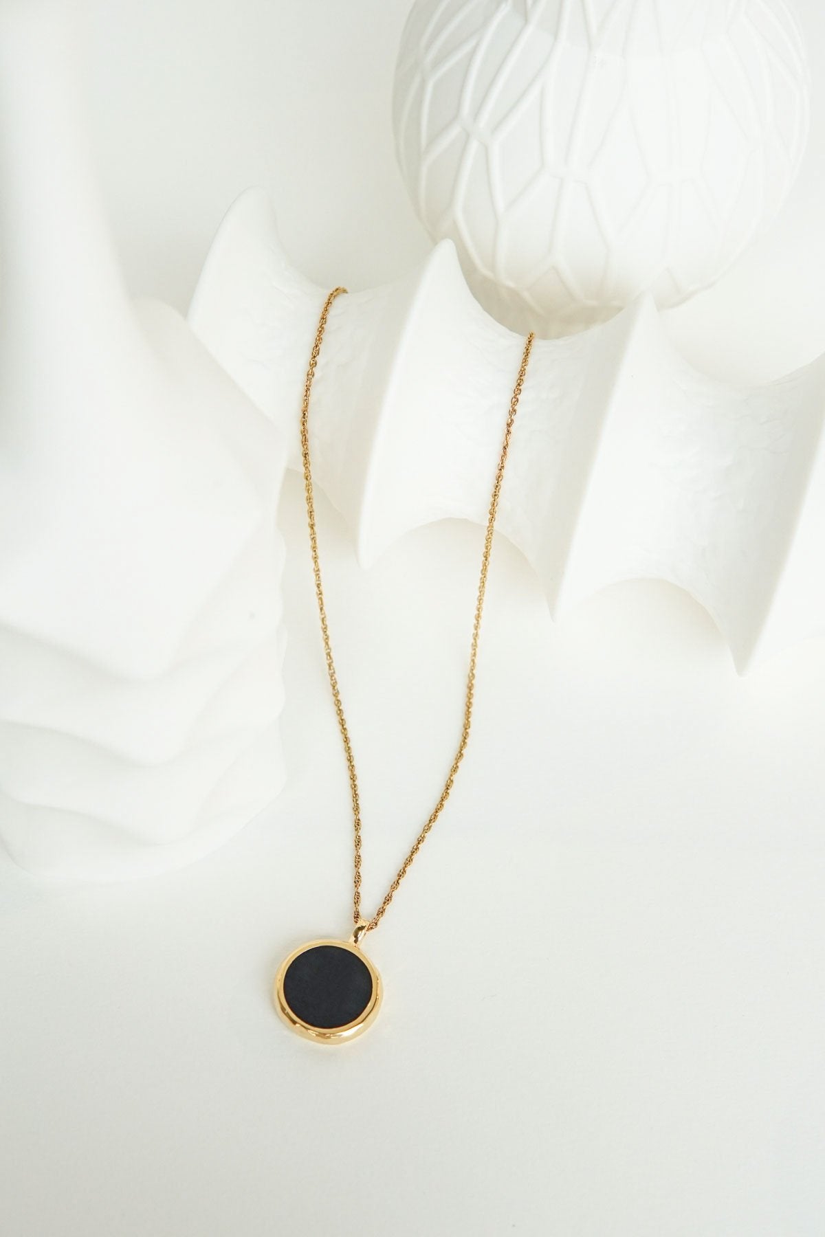 Doublesided yin yang pendant gold plated-abc