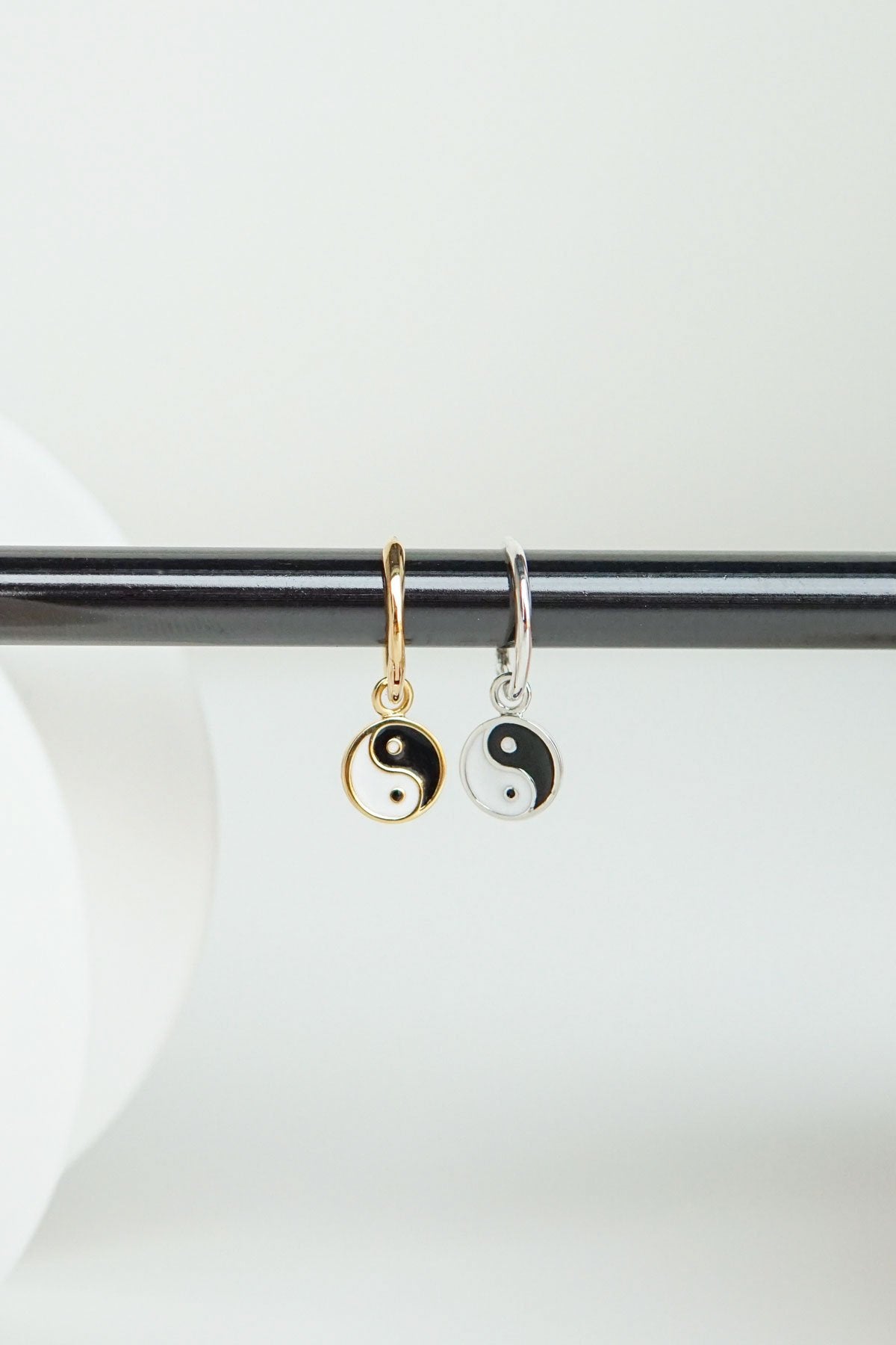 Yin yang enamel coin earring silver-Earring-wildthings_collectables-Silver---abc