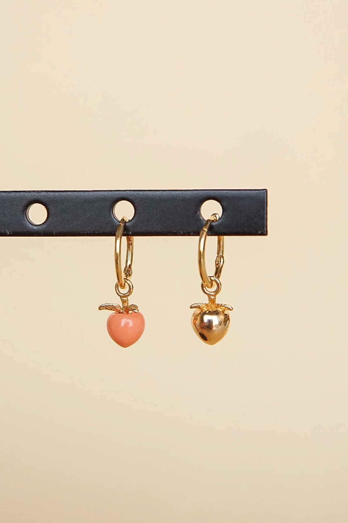 Feeling peachy earring gold plated-abc