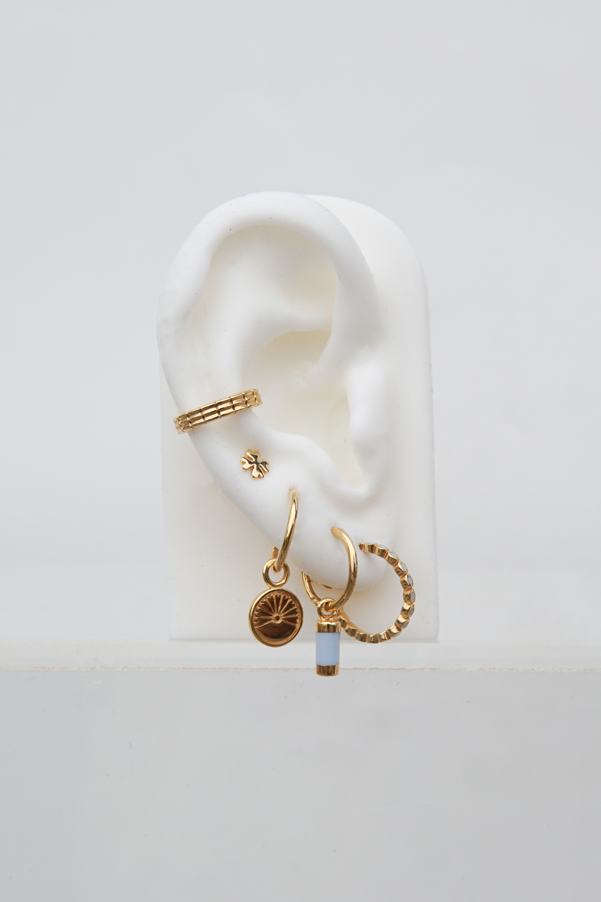 Voyage coin earring gold plated-Earring-wildthings_collectables-Gold plated---abc