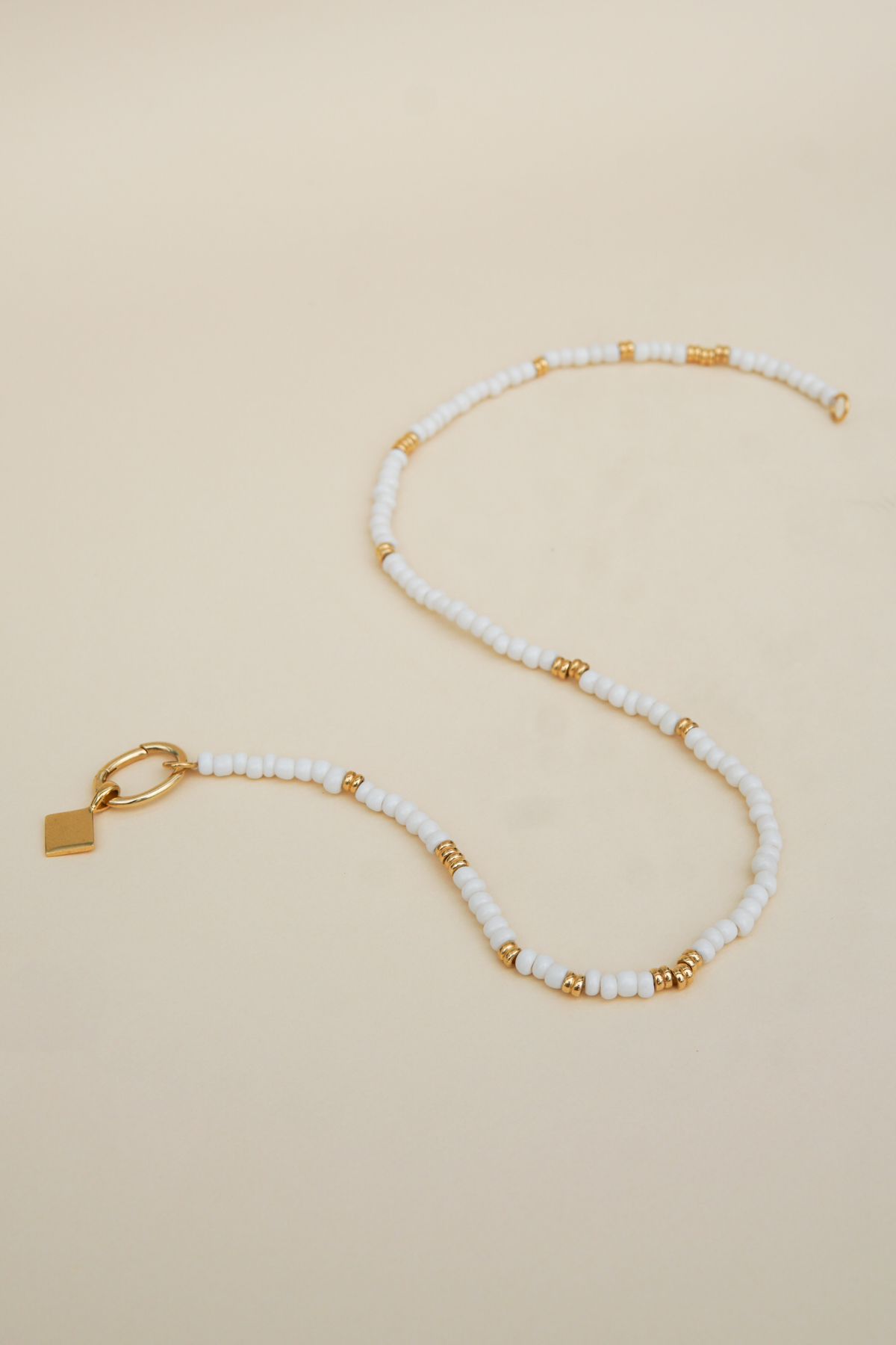 White clasp necklace gold plated-Necklace-wildthings_collectables-Gold plated-Necklace (no clasp)--abc