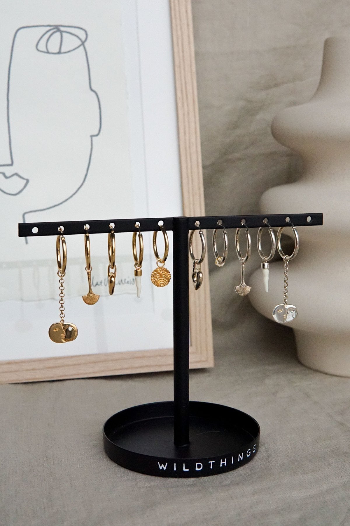 Earring display small-abc