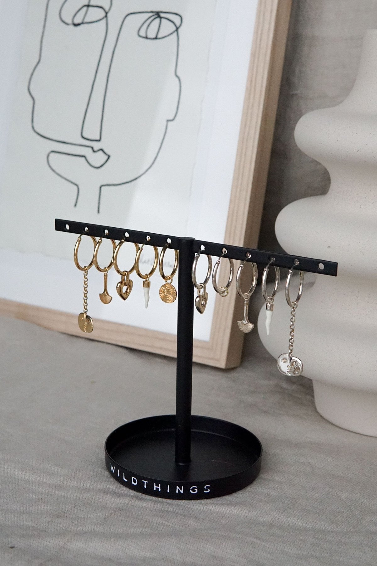 Earring display small-abc