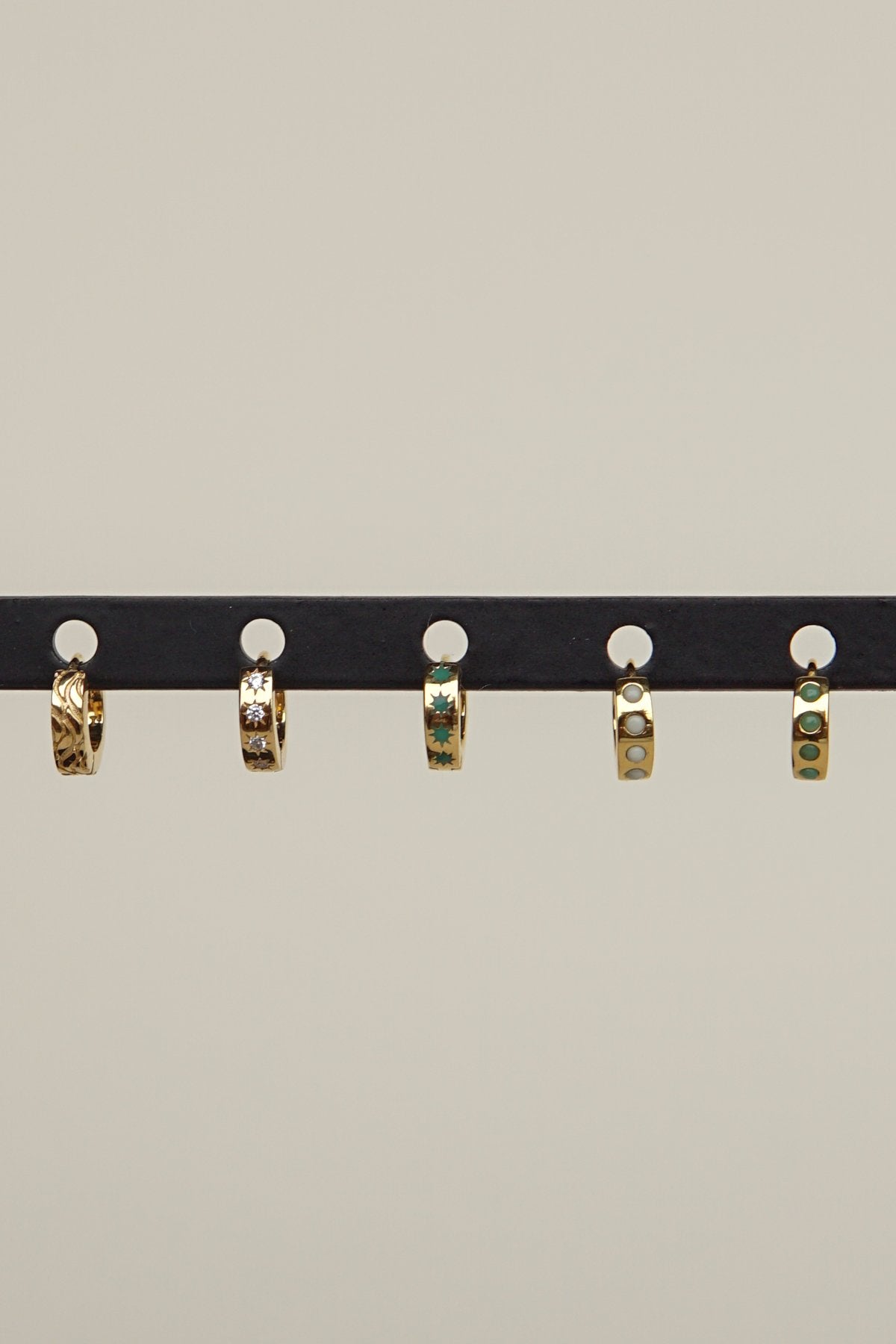 Waves huggie gold plated-Huggie-wildthings_collectables-Gold plated---abc