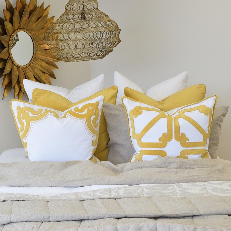 Bronte Sunshine Cover-abc