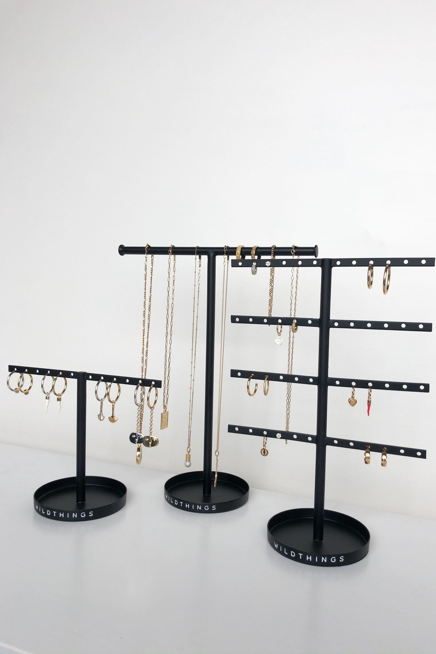 Necklaces display-abc