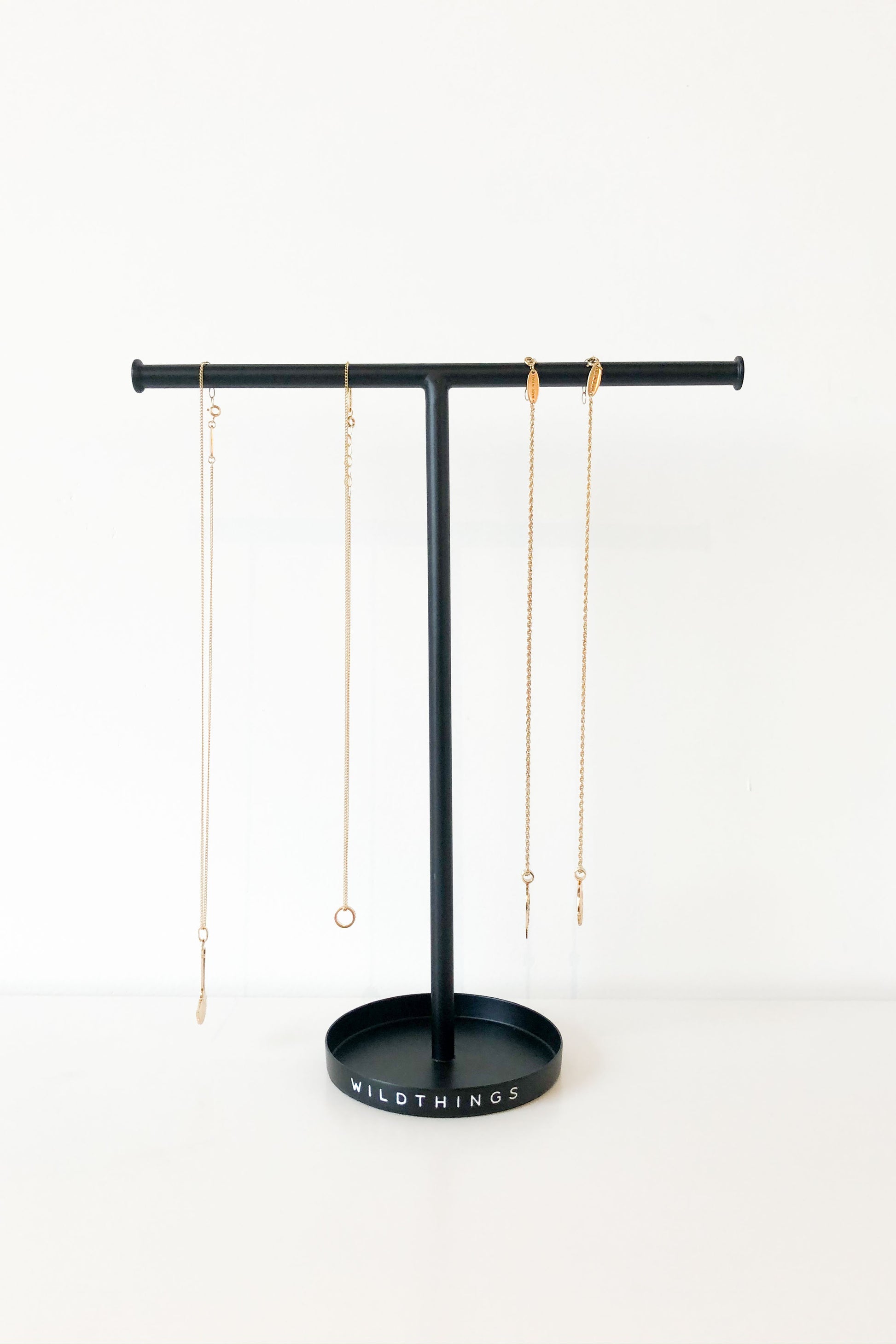 Necklaces display-abc