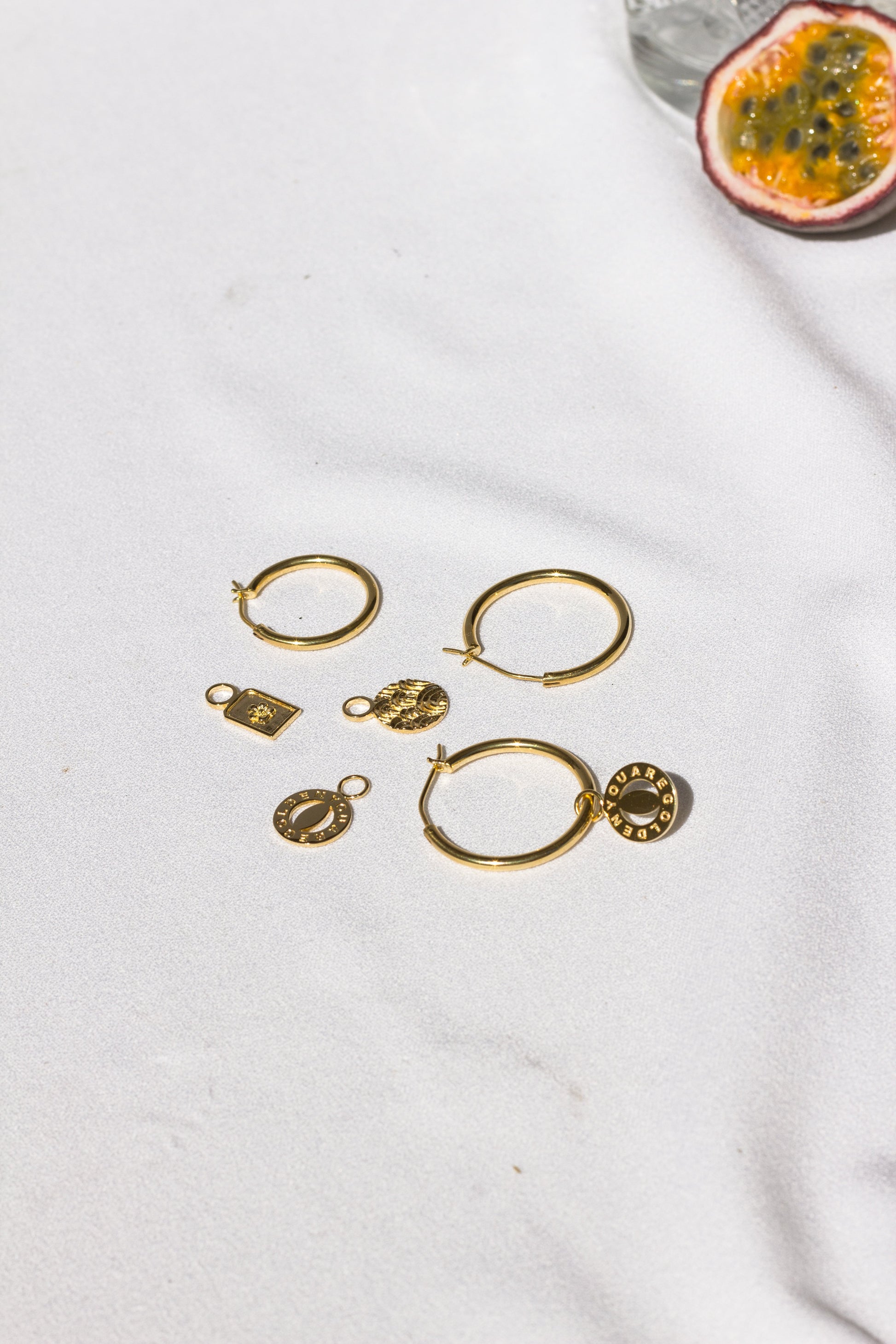 Wild classic earring gold plated medium (25mm)-Earring-wildthings_collectables-Single piece-Gold plated--abc
