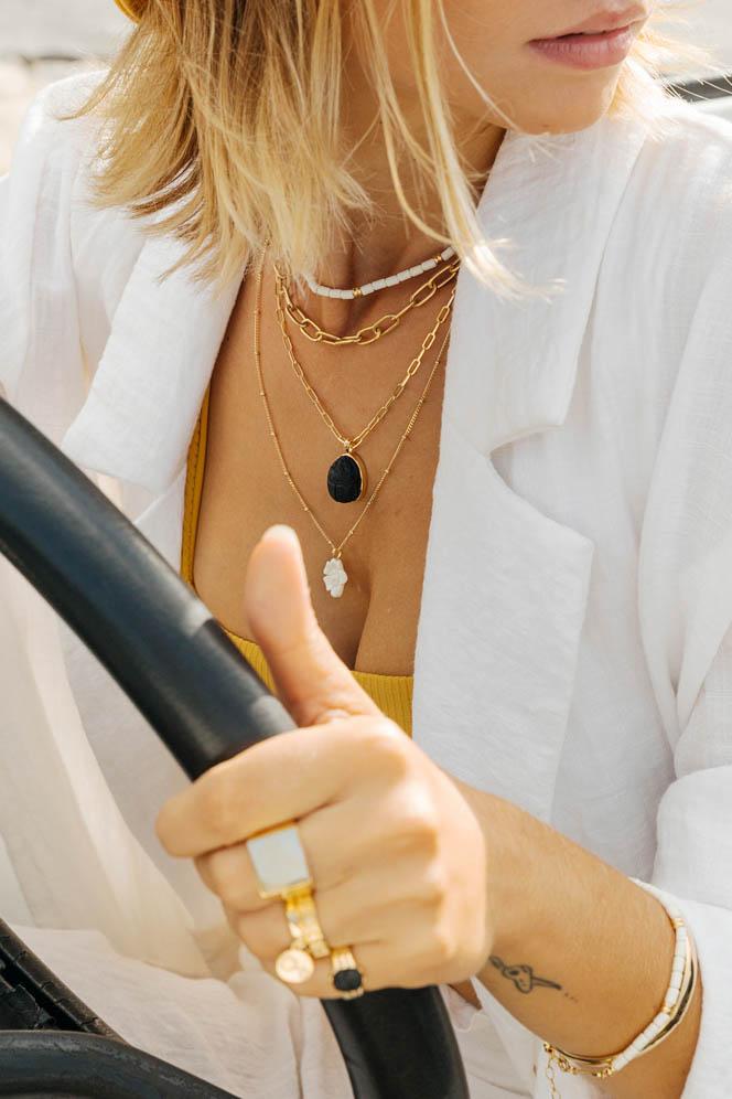 Ivory color necklace gold plated (35 cm)-abc