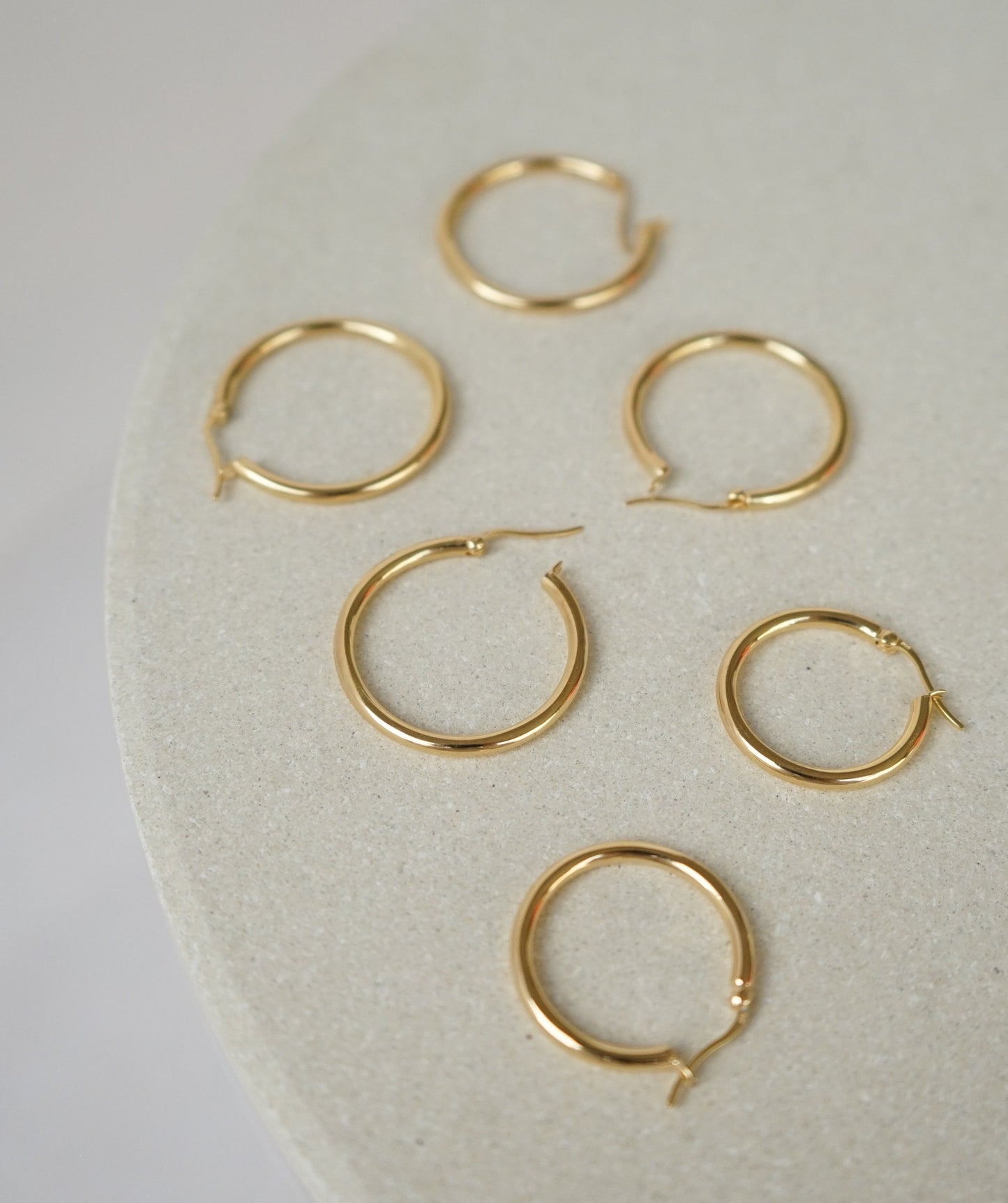 Wild classic earring gold plated small (20mm)-Earring-wildthings_collectables-Single piece-Gold plated--abc