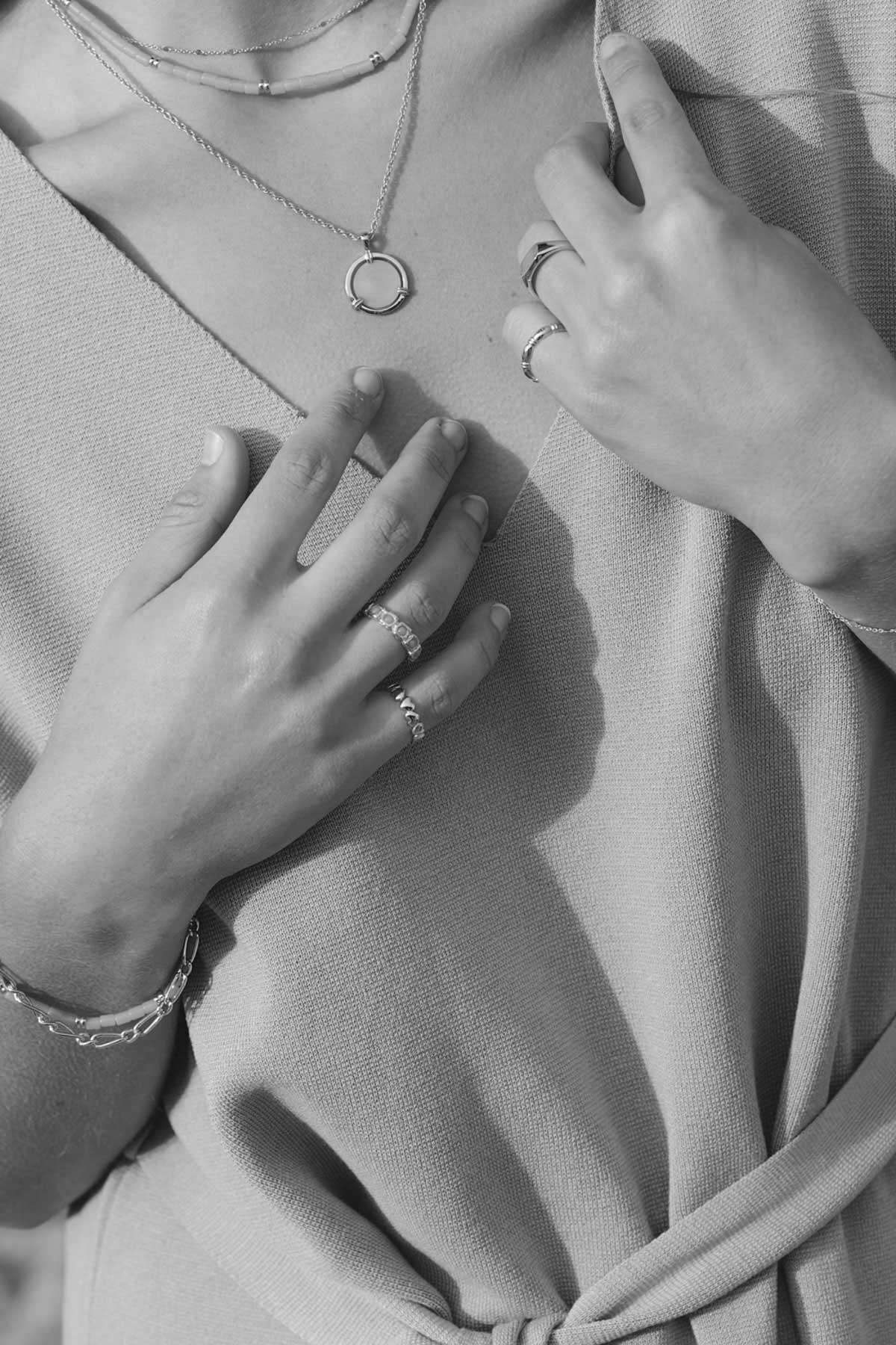 Wild ocean coin pendant silver-Pendant-wildthings_collectables-Pendant-18mm x 1,5mm-Silver-abc