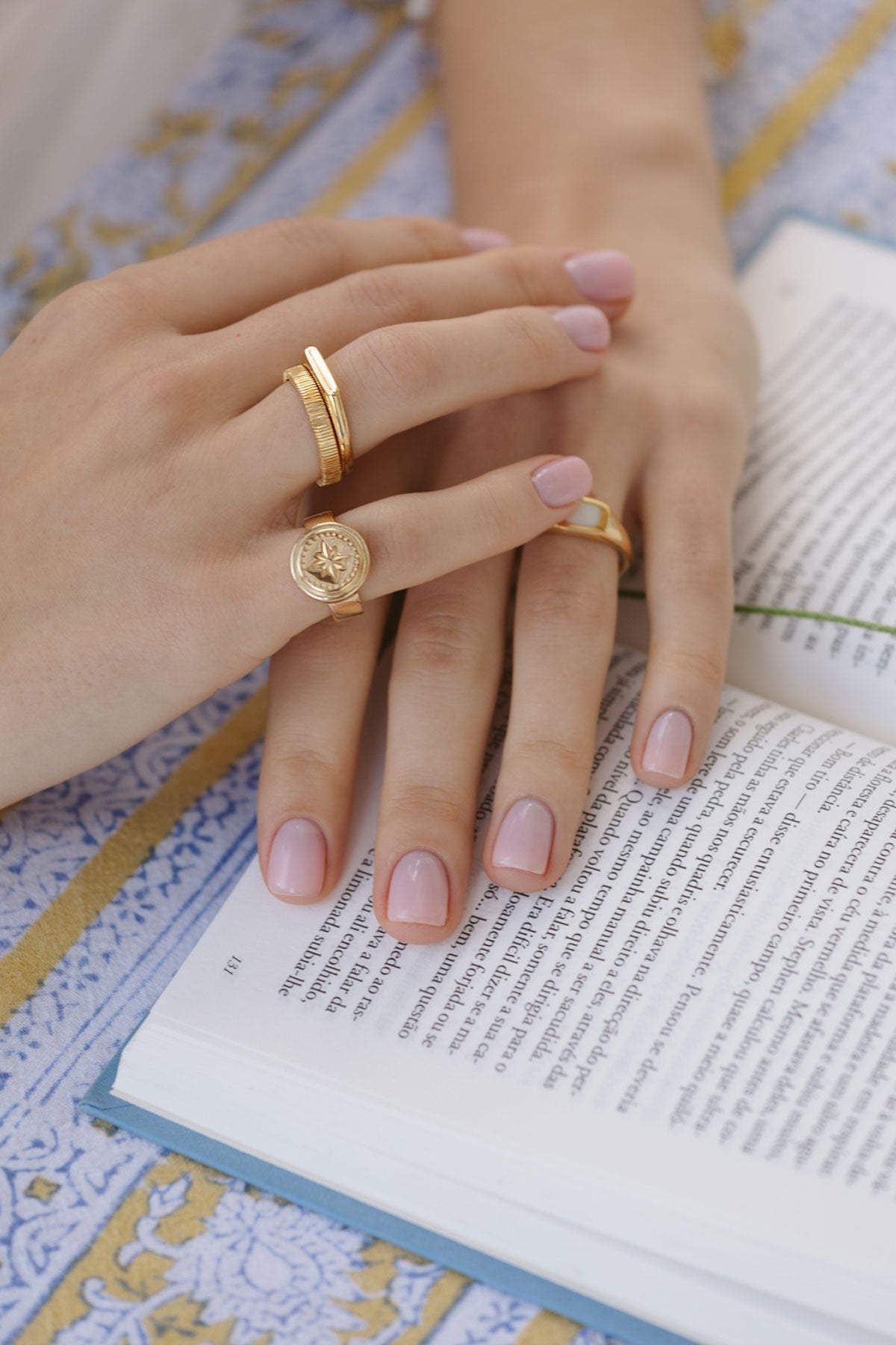 Wander pinky ring gold plated-Ring-wildthings_collectables-Gold plated-1 (US 3.5 / 14.5mm)--abc