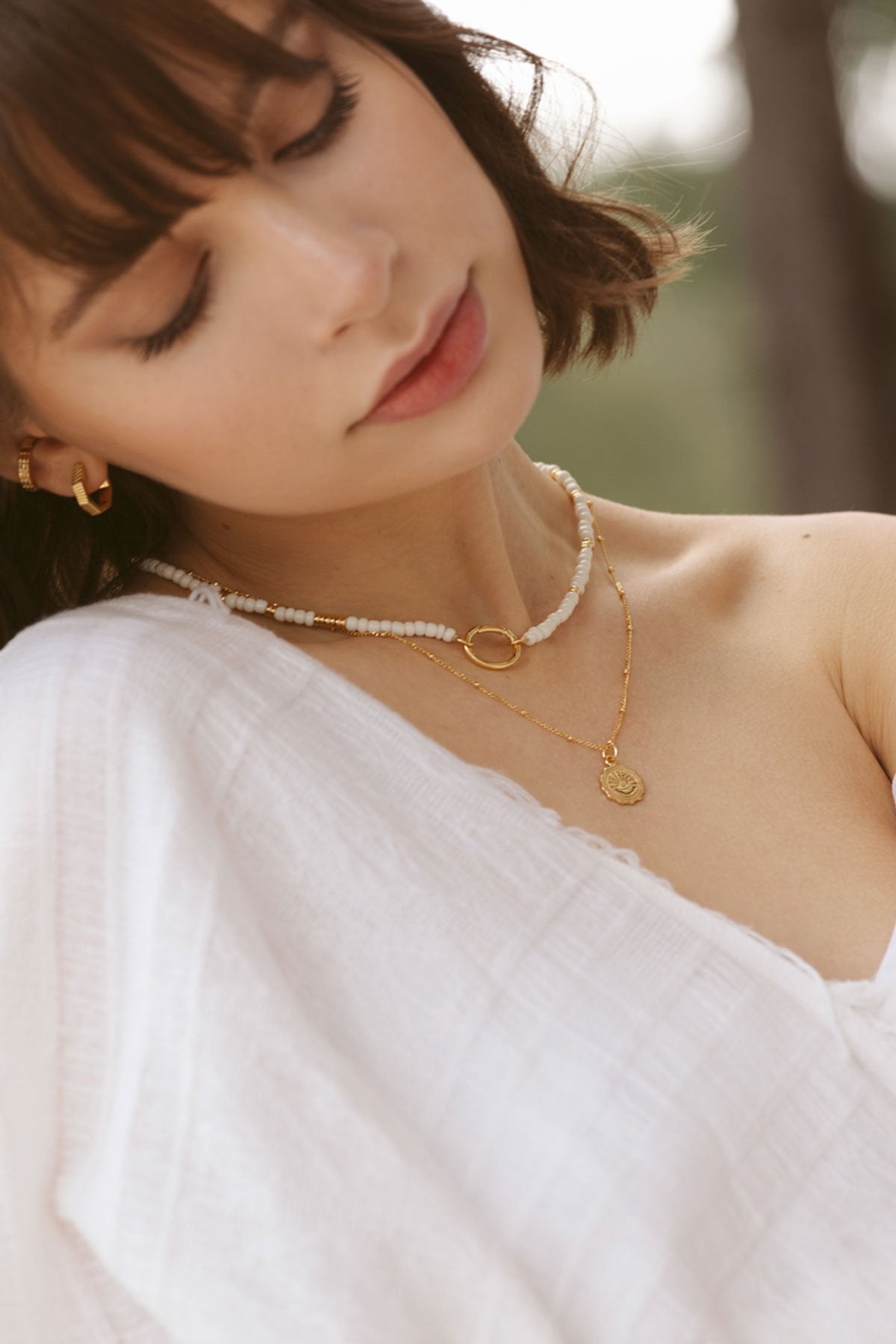 White clasp necklace gold plated-Necklace-wildthings_collectables-Gold plated-Necklace (no clasp)--abc