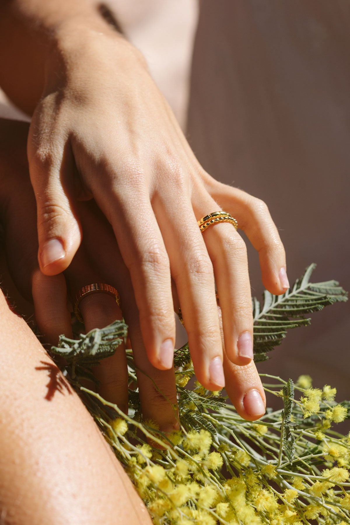 Vacance ring gold plated-Ring-wildthings_collectables-Gold plated-1 (US 6 / 16.5 mm)--abc