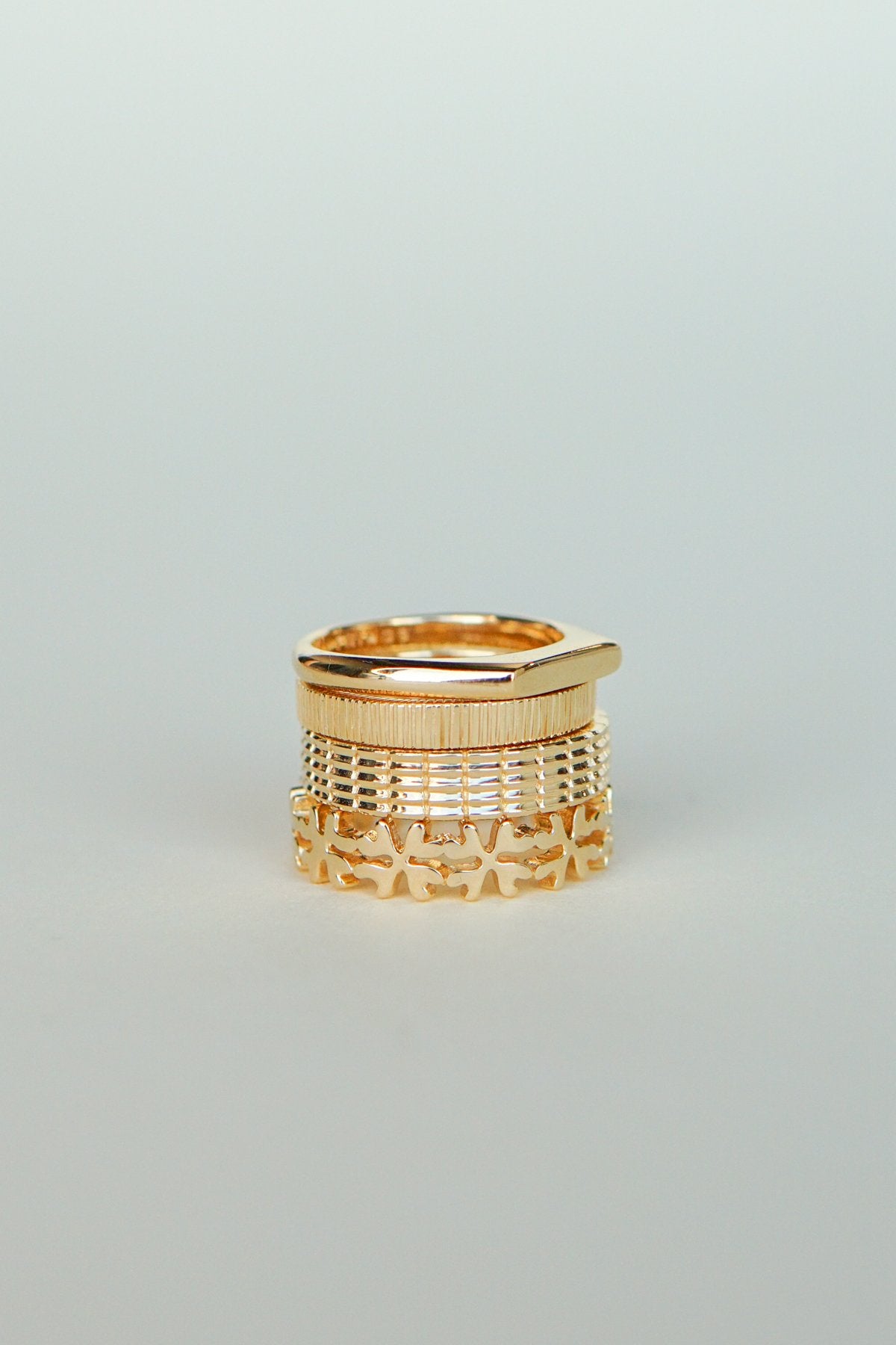 Tiny bar ring gold plated-Ring-wildthings_collectables-Gold plated-1 (US 6 / 16.5 mm)--abc