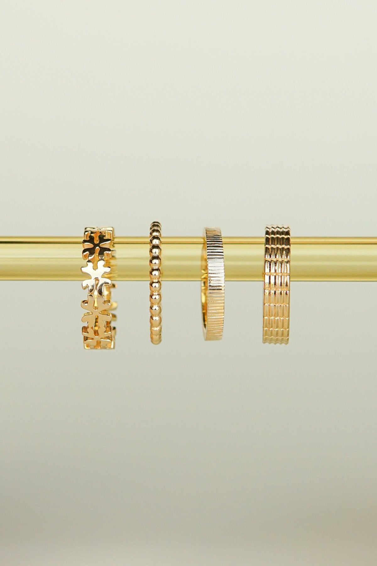 Eternity ring gold plated-abc