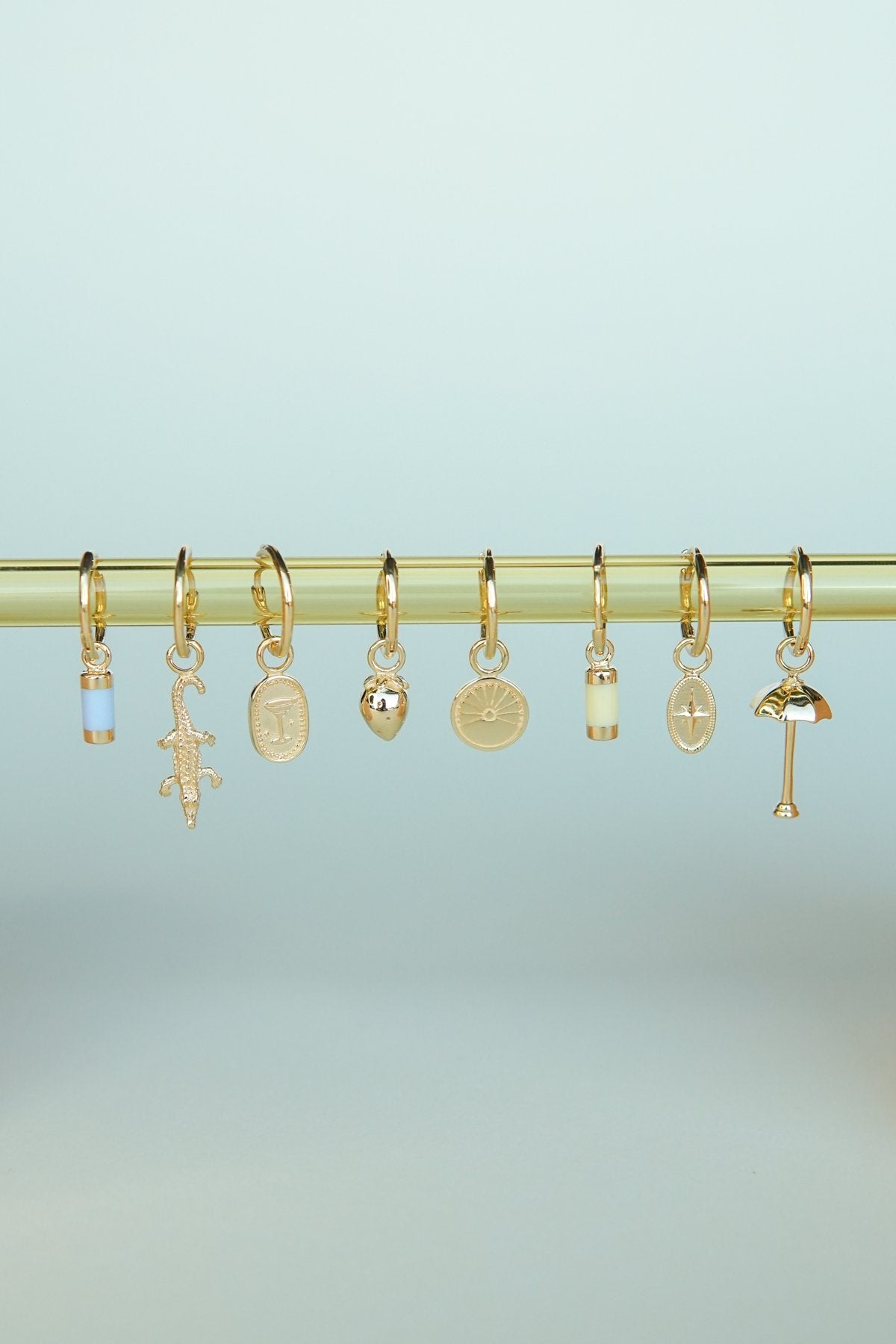 Wander earring gold plated-Earring-wildthings_collectables-Gold plated---abc