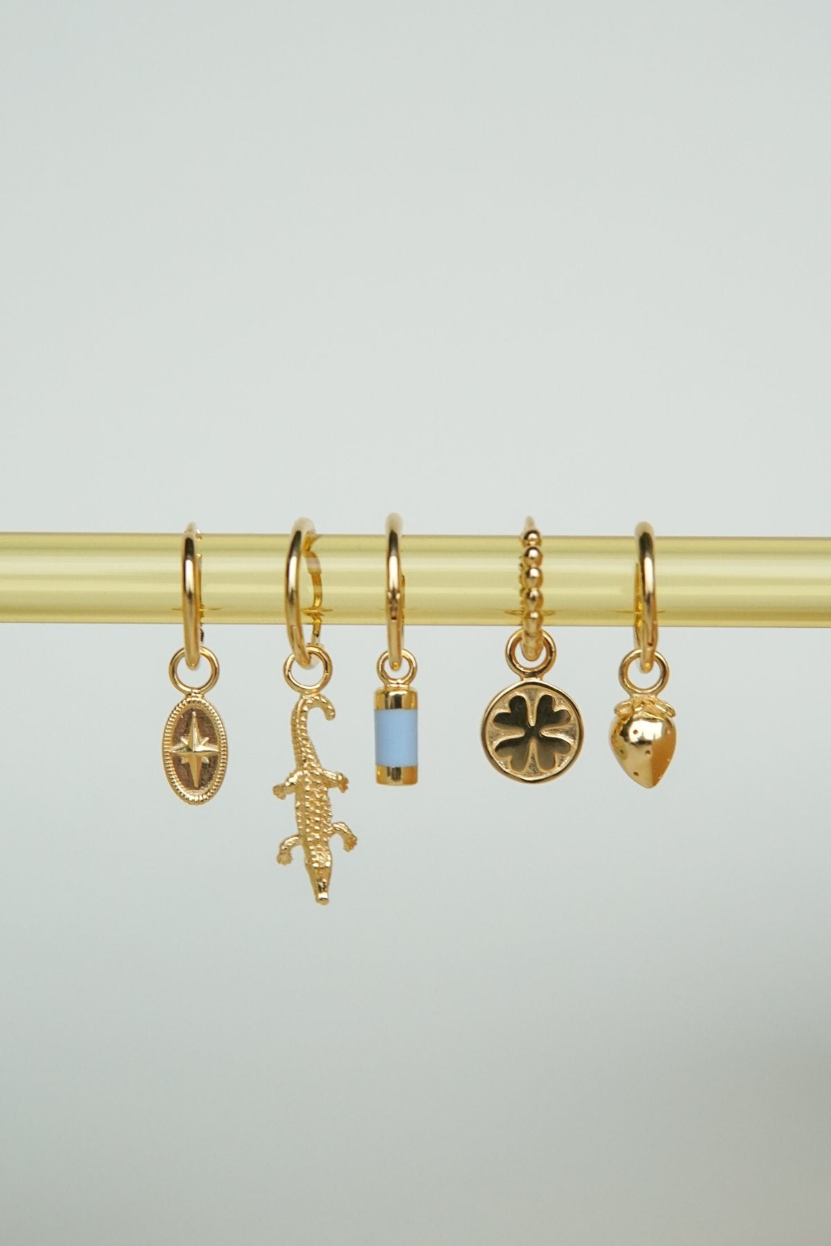 Crocodile earring gold plated-abc