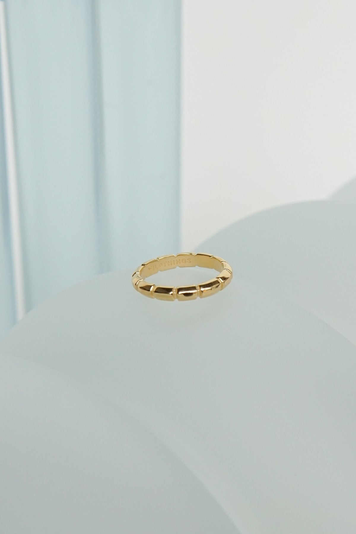 Vacance ring gold plated-Ring-wildthings_collectables-Gold plated-1 (US 6 / 16.5 mm)--abc