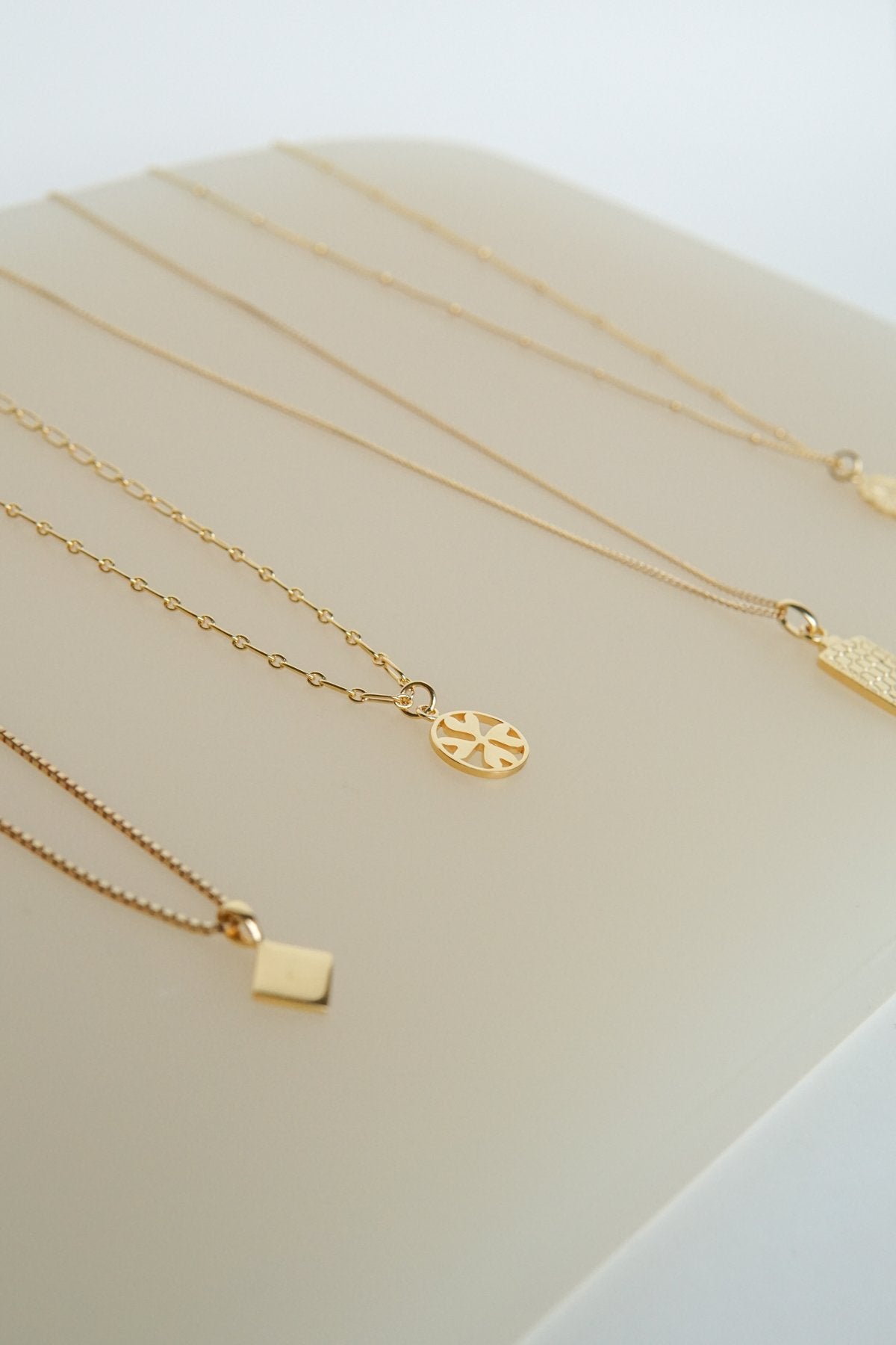 Clover club pendant gold plated-abc