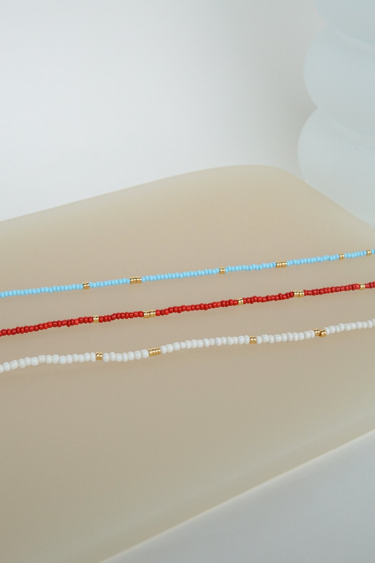 Blue clasp necklace gold plated-abc