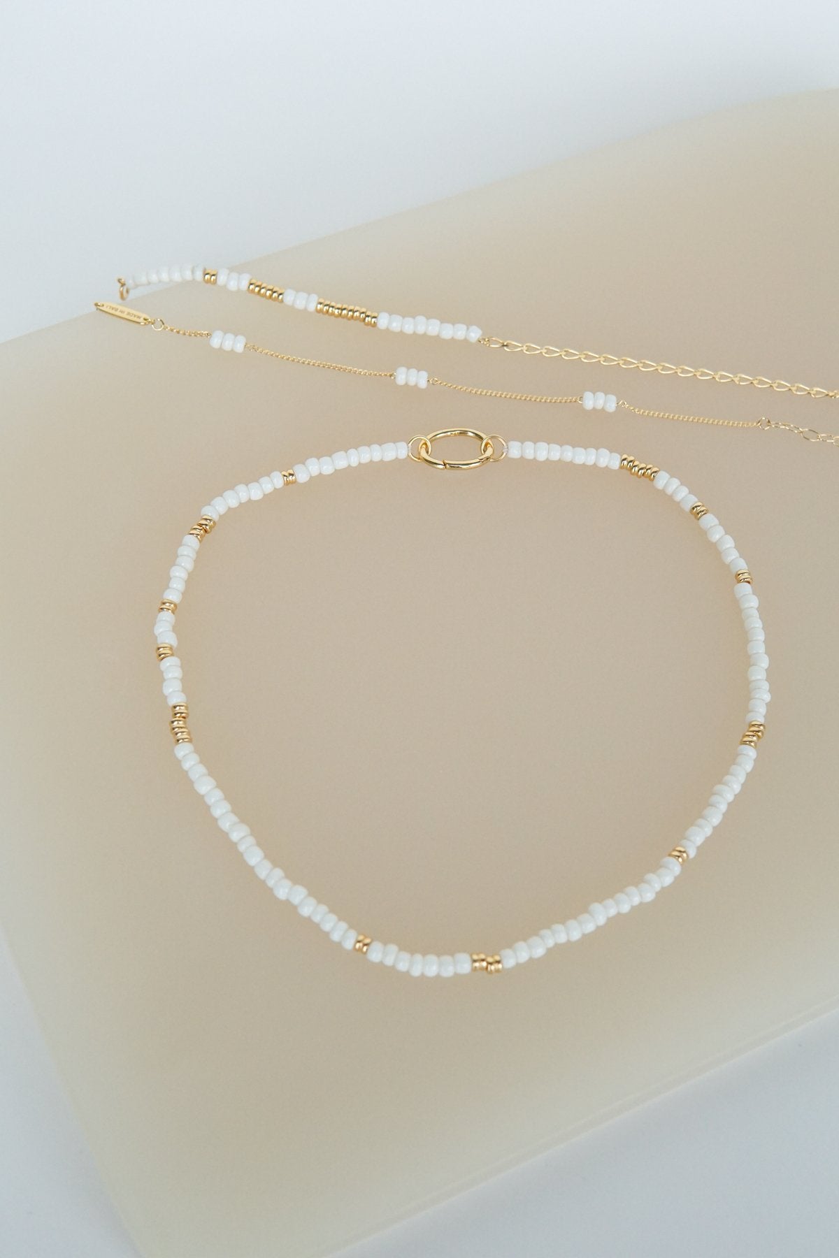 White clasp necklace gold plated-Necklace-wildthings_collectables-Gold plated-Necklace (no clasp)--abc