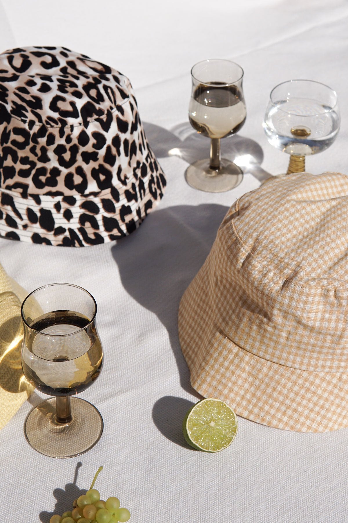 Check mate beige bucket hat-abc