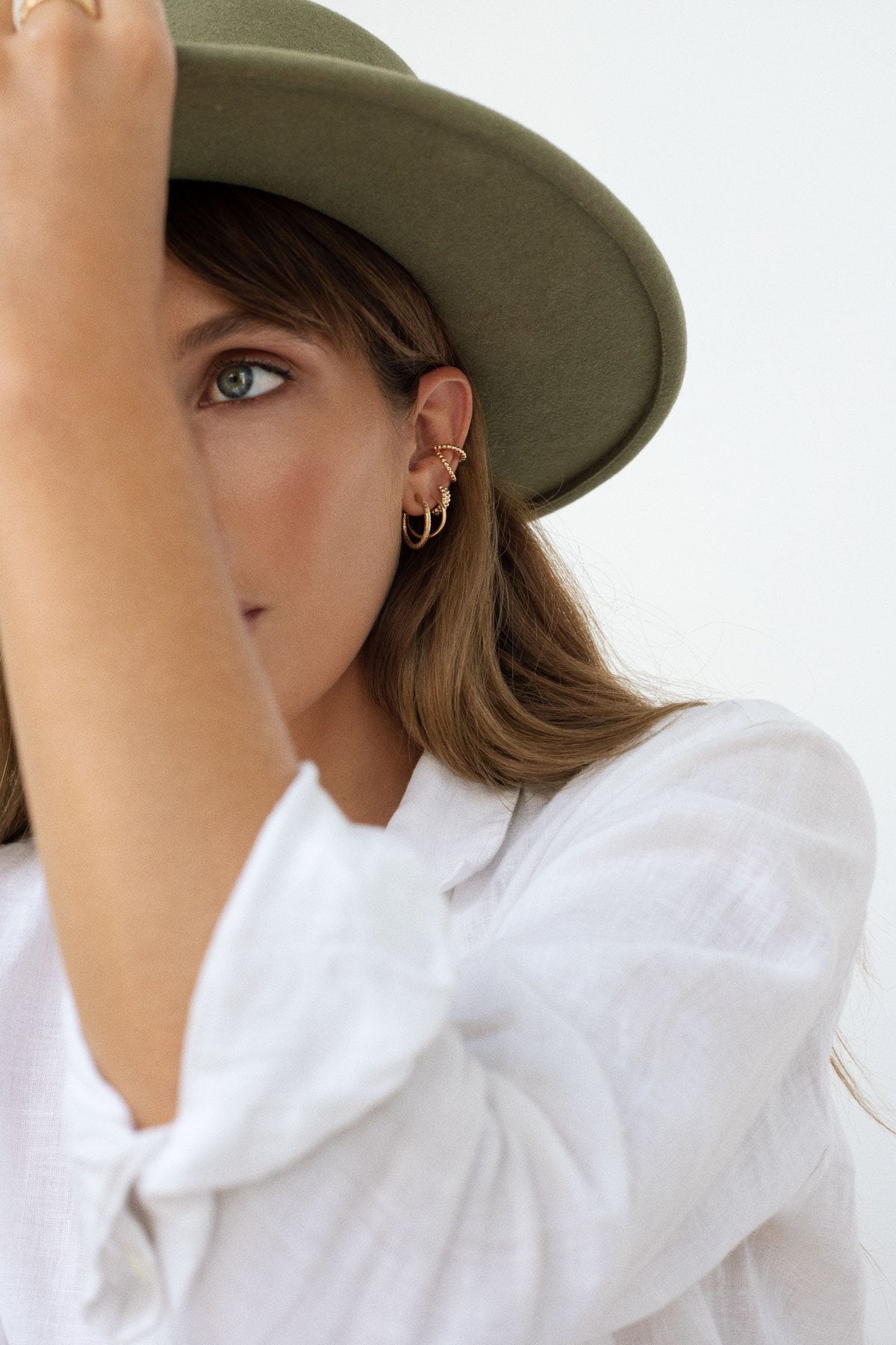 Bubble ear cuff gold plated-abc