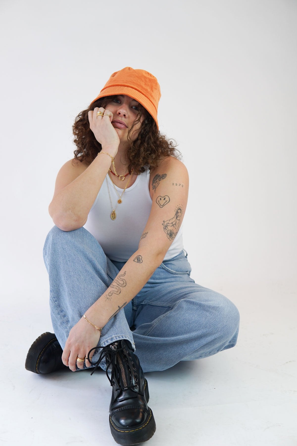 Orange velvet bucket hat-abc