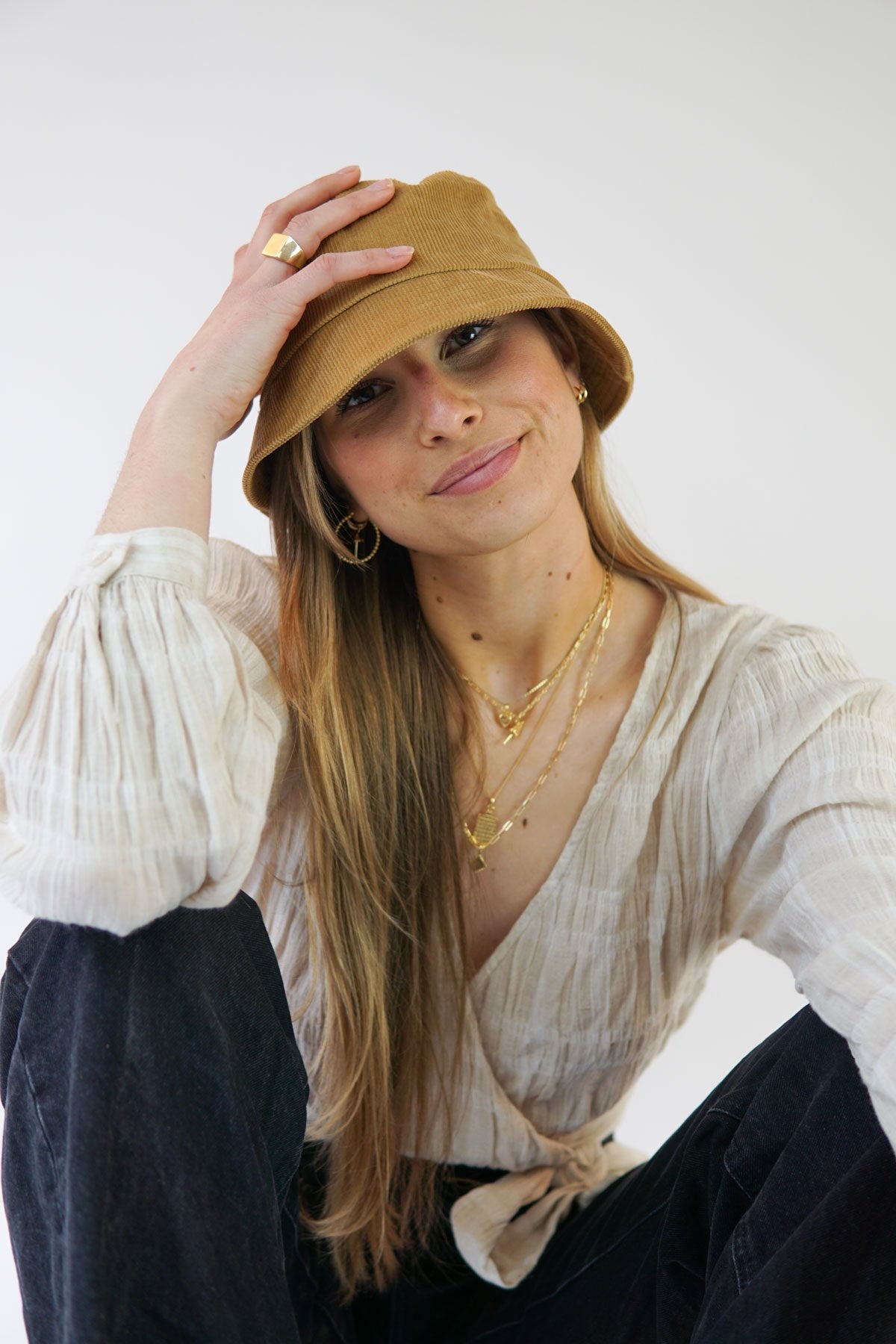 Caramel bucket hat-abc