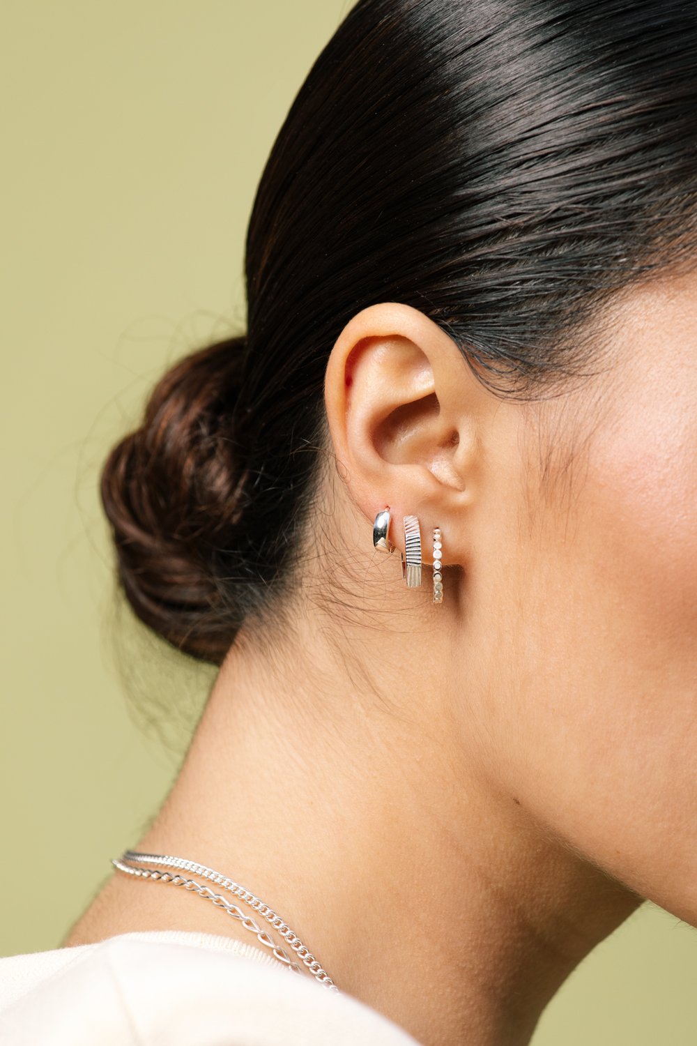 Hexagon huggie silver-abc