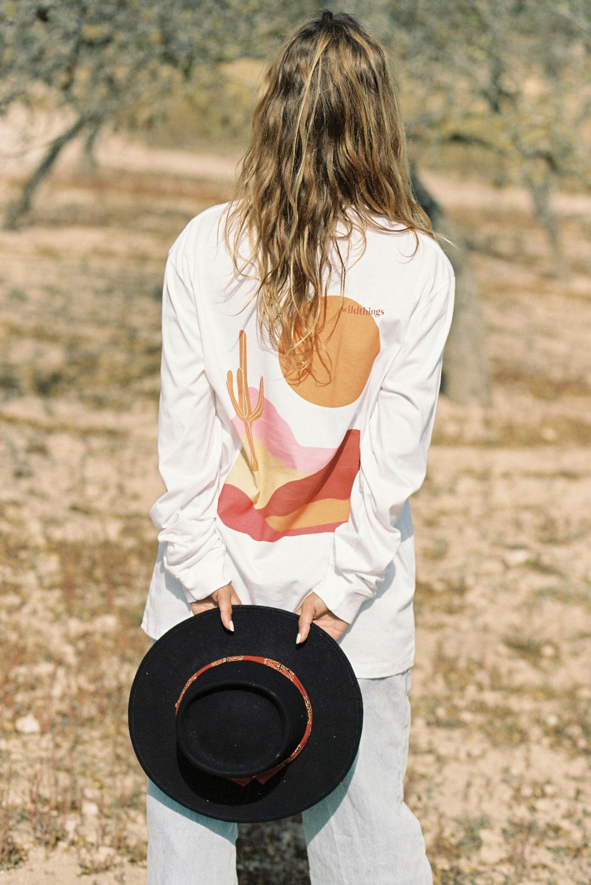 Desert moon tee long sleeve-abc