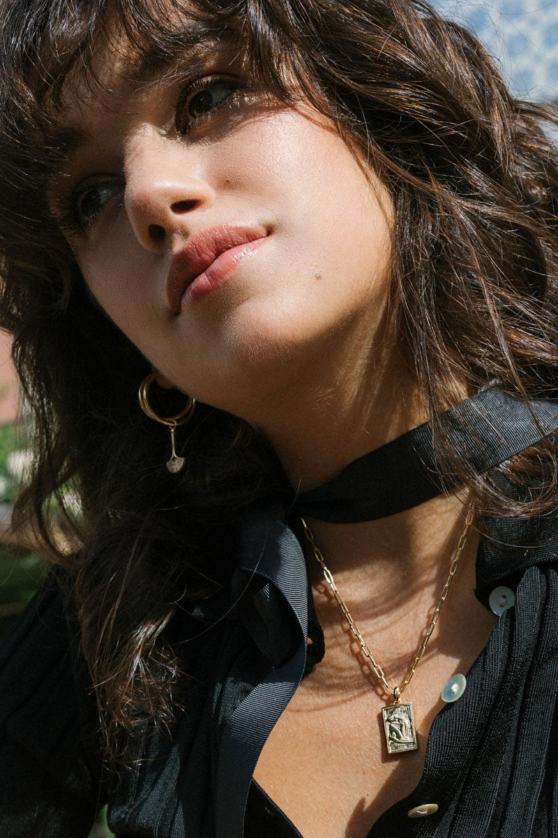 Matisse woman pendant gold plated-abc