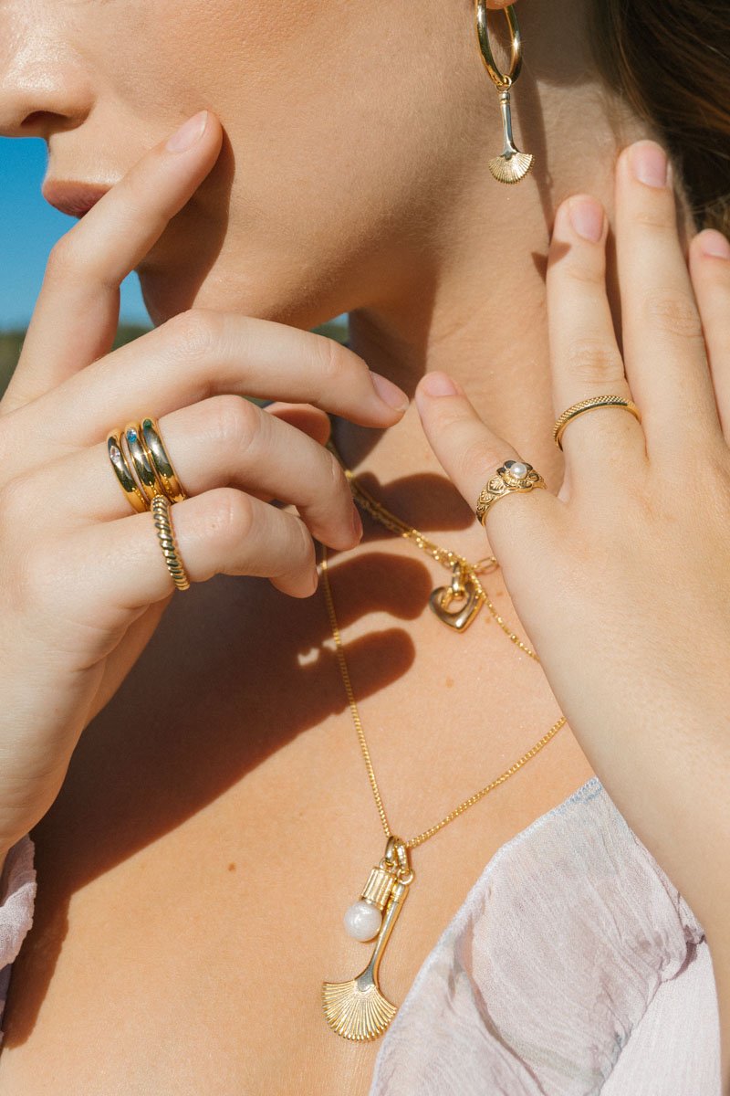 Fleur pinky ring gold plated-abc