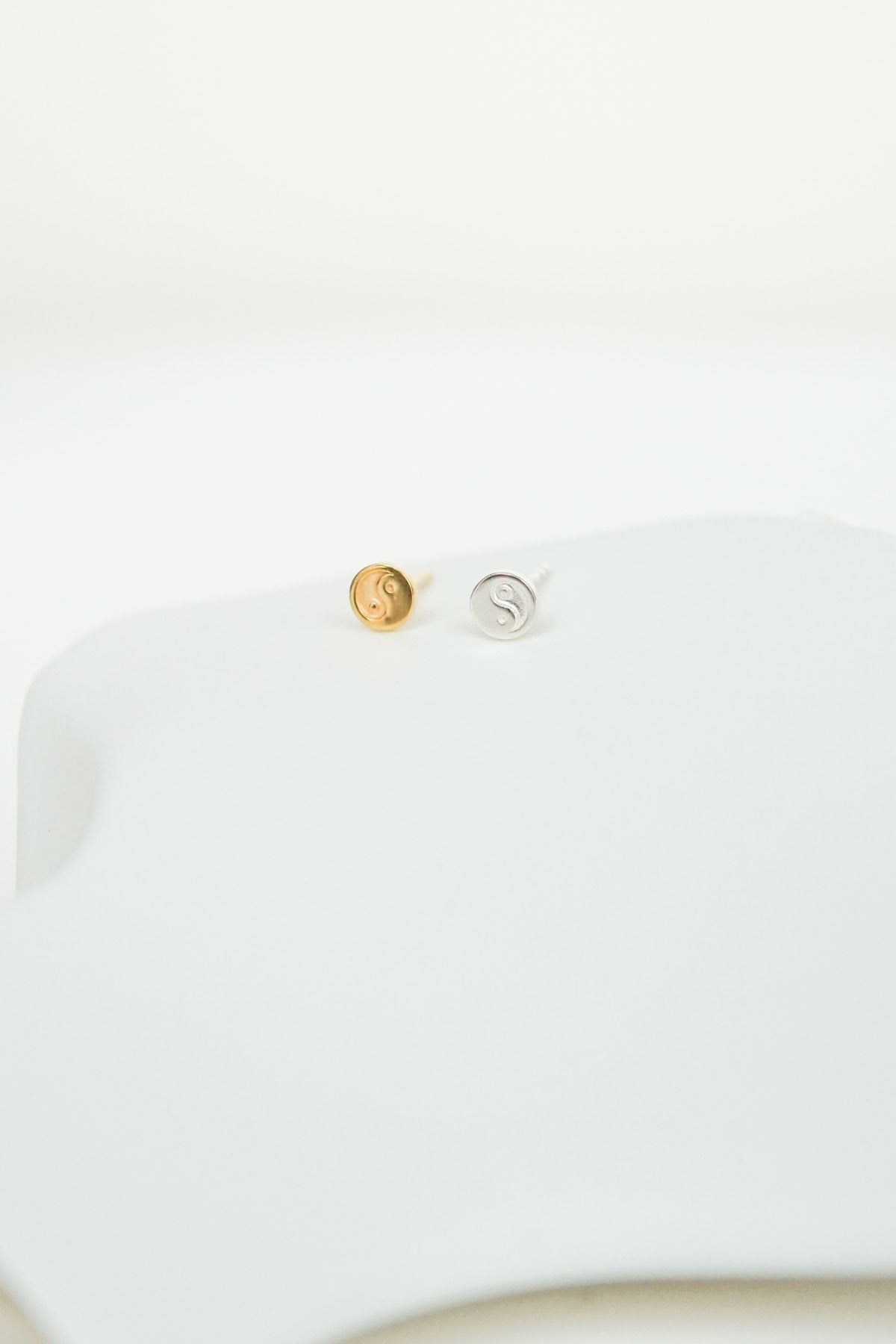 Yin yang stud gold plated-Stud-wildthings_collectables-Gold Plated---abc